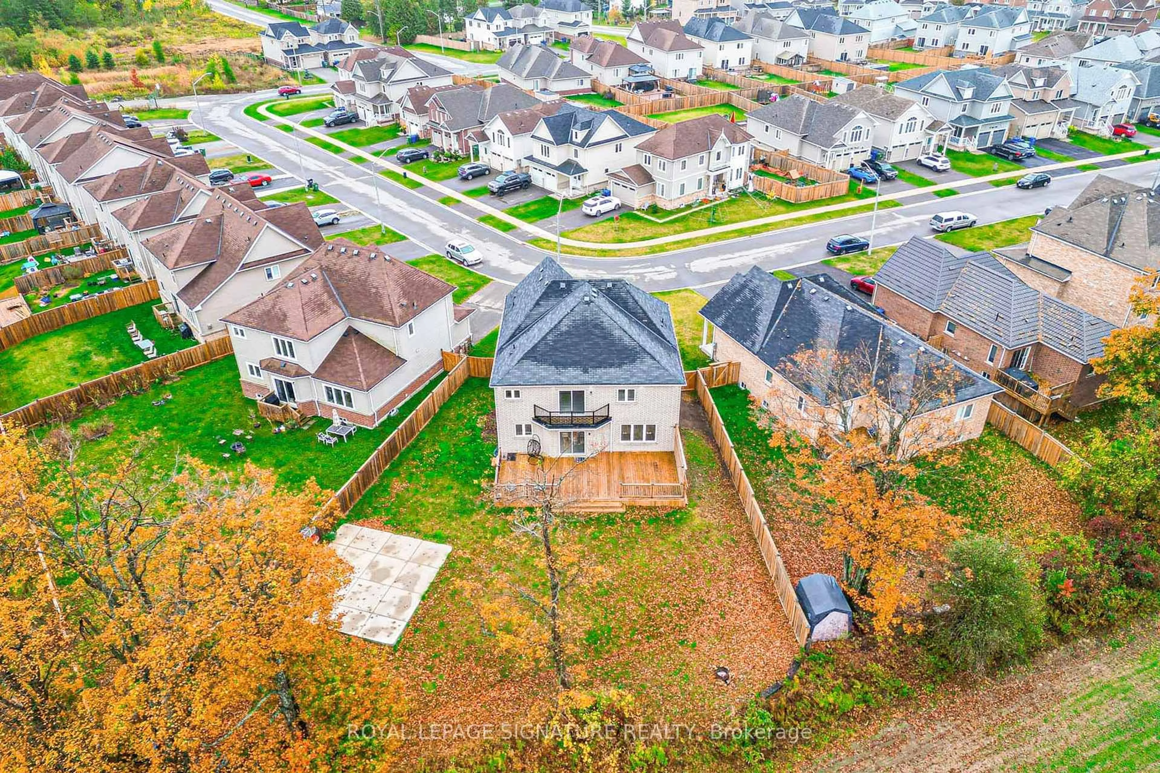 A pic from outside/outdoor area/front of a property/back of a property/a pic from drone, street for 51 Todd Cres, Southgate Ontario N0C 1B0