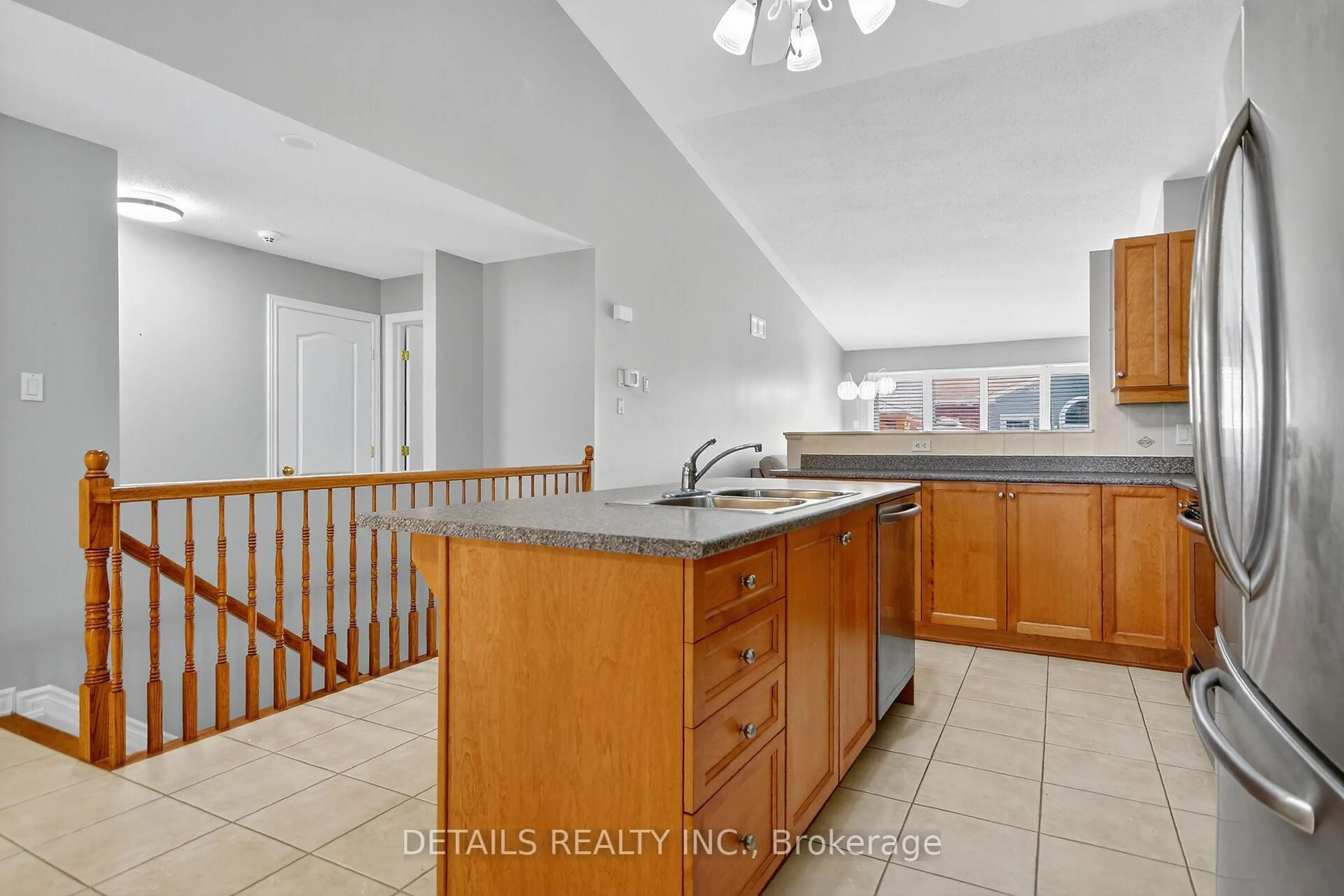 Open concept kitchen, ceramic/tile floor for 57 Nighthawk Cres, Kanata Ontario K2M 2X6