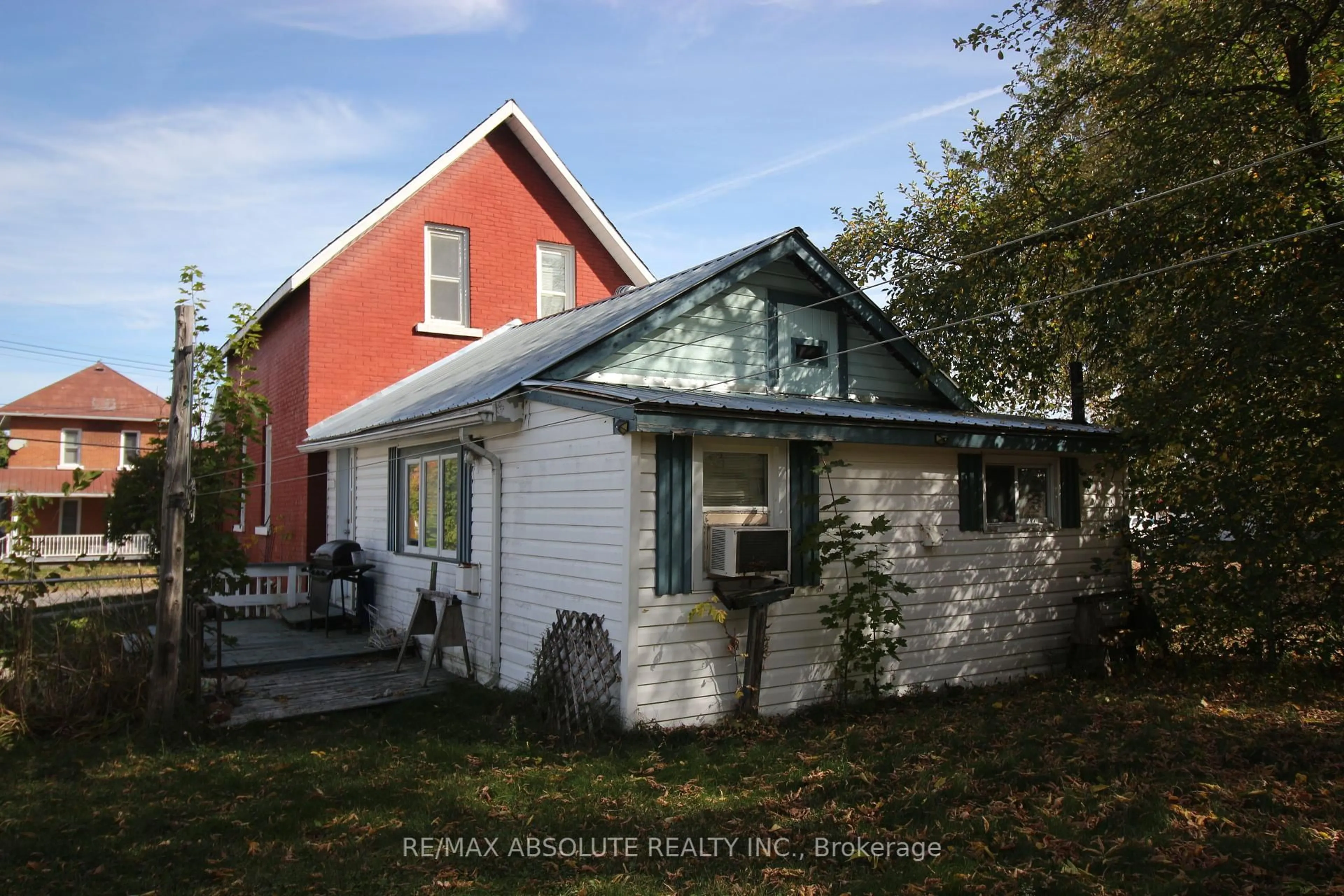 Unknown for 11 Gould St, Cobden Ontario K0J 1K0