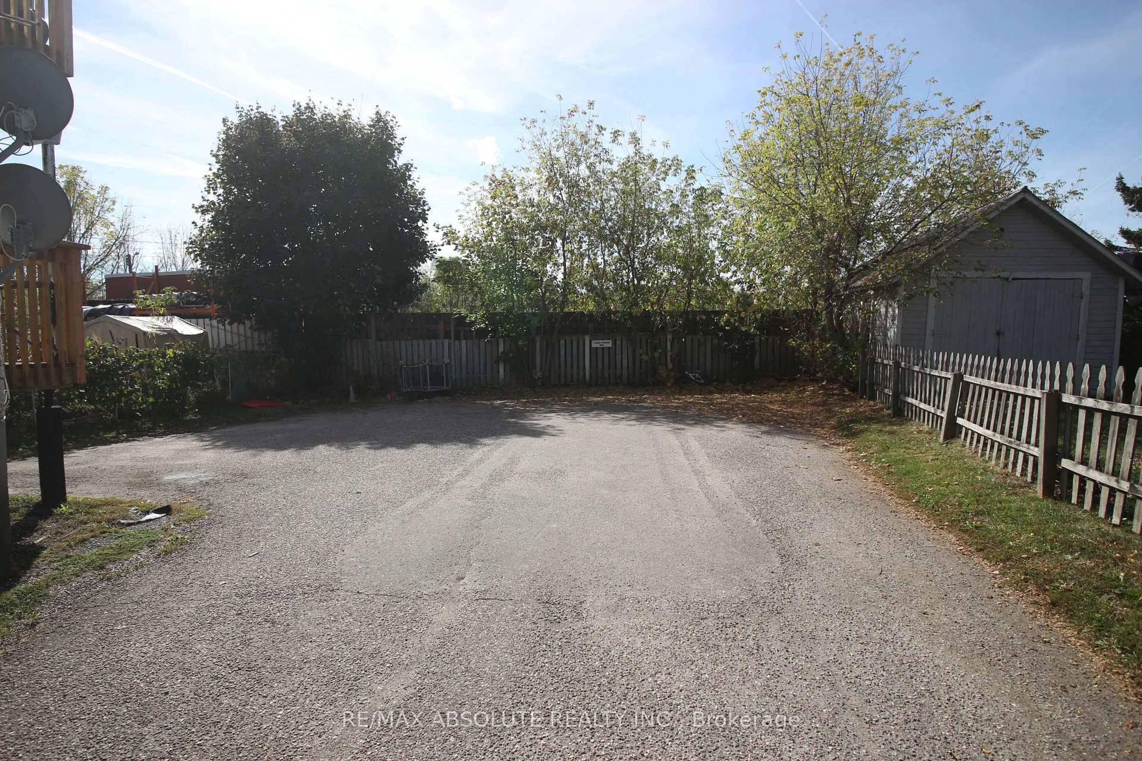 A pic from outside/outdoor area/front of a property/back of a property/a pic from drone, street for 278 Elgin St, Arnprior Ontario K7S 1P7