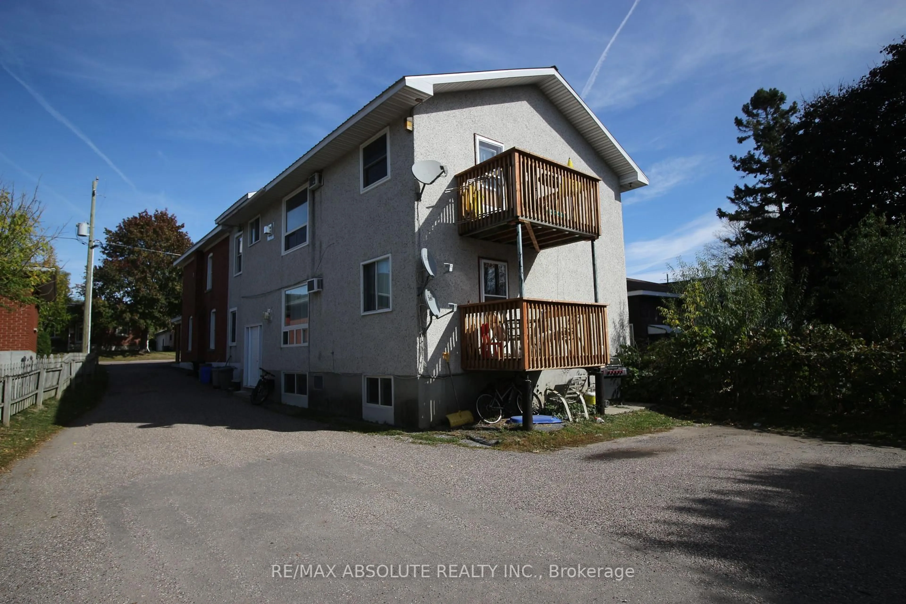 A pic from outside/outdoor area/front of a property/back of a property/a pic from drone, building for 278 Elgin St, Arnprior Ontario K7S 1P7