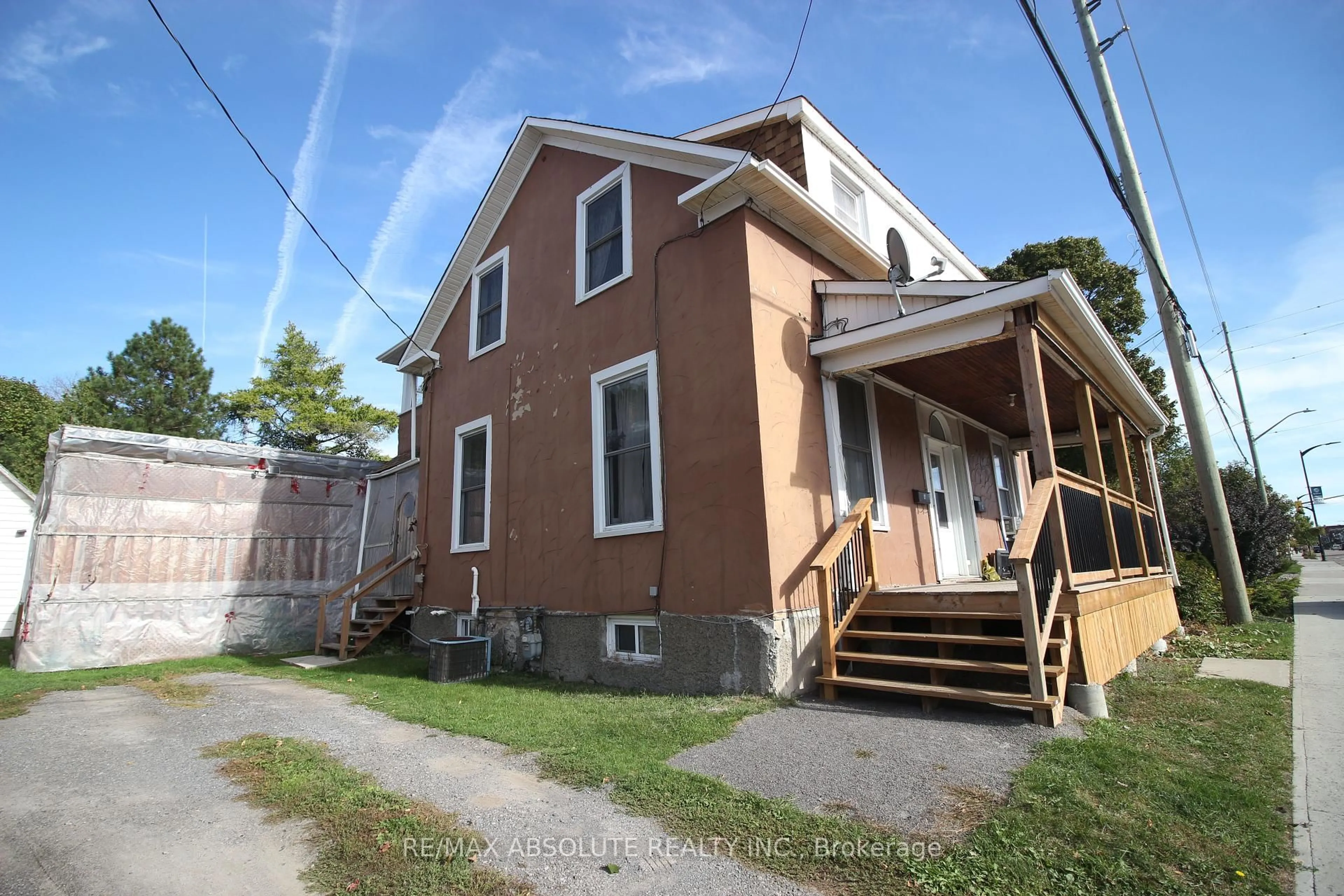Unknown for 37 Raglan St St, Renfrew Ontario K7V 1N7