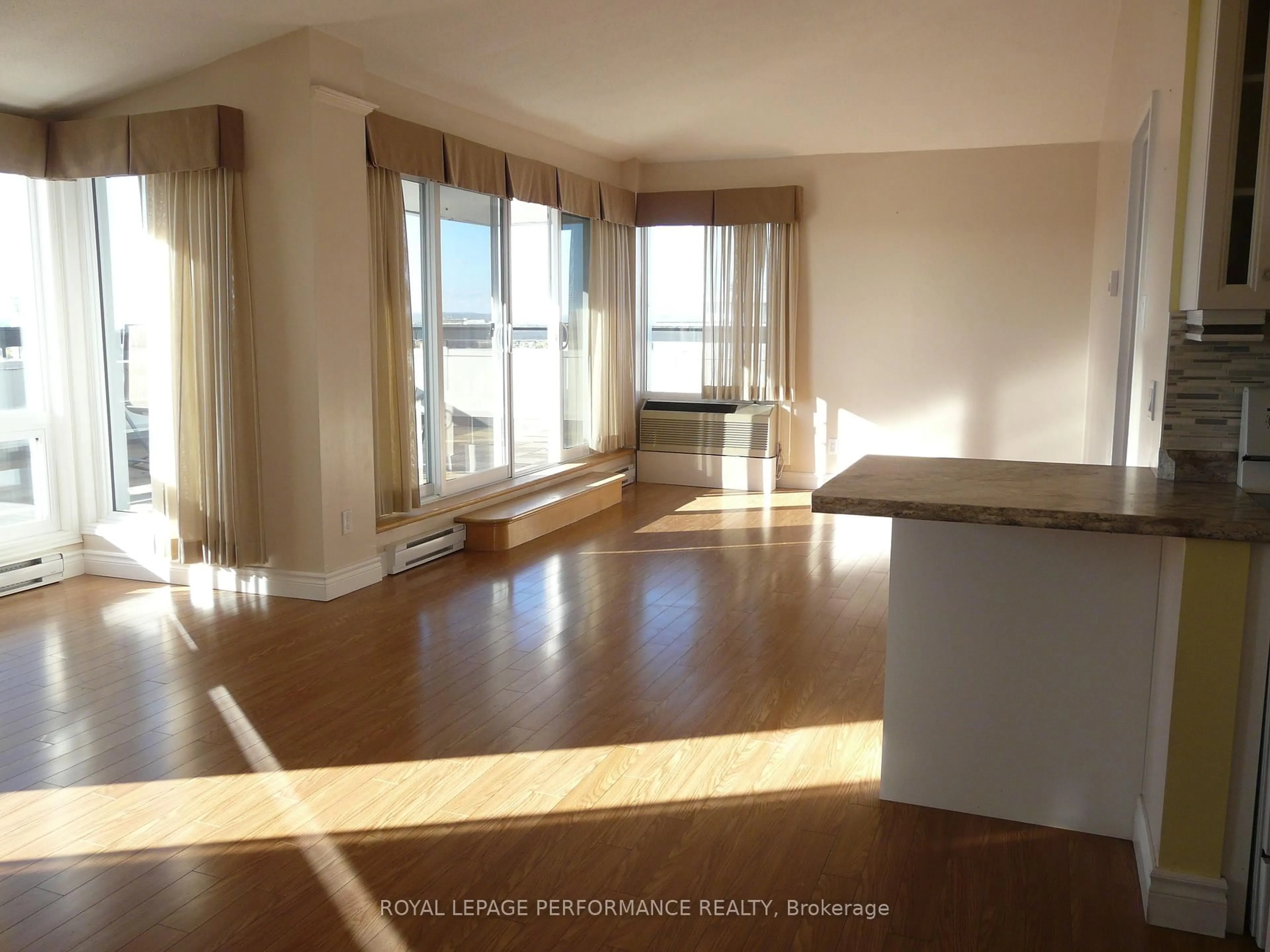 A pic of a room for 158C Mcarthur Ave #Penthouse 2, Ottawa Ontario K1L 8E7