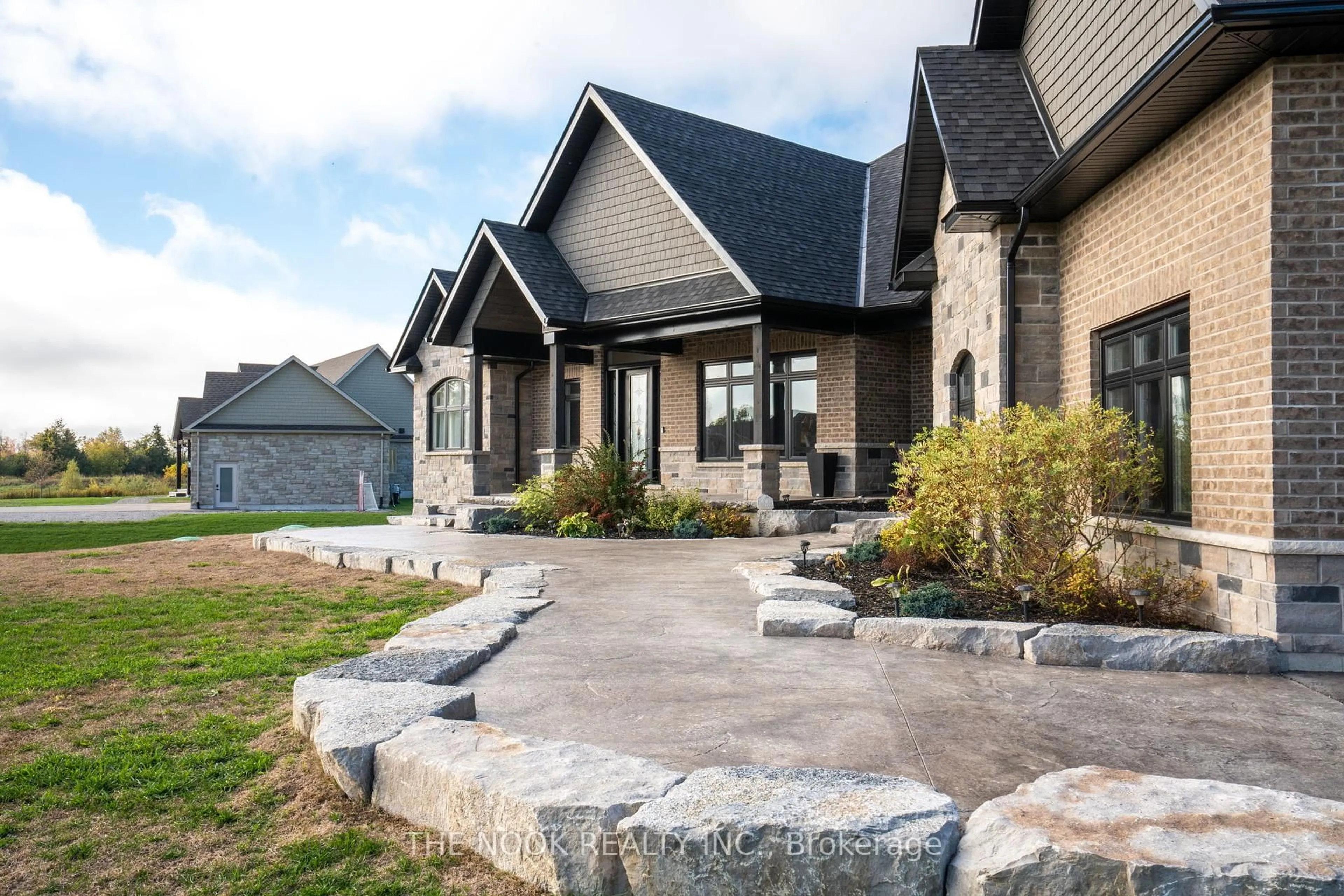 Home with brick exterior material, unknown for 46 Westlake Crt, Kawartha Lakes Ontario K0M 1G0