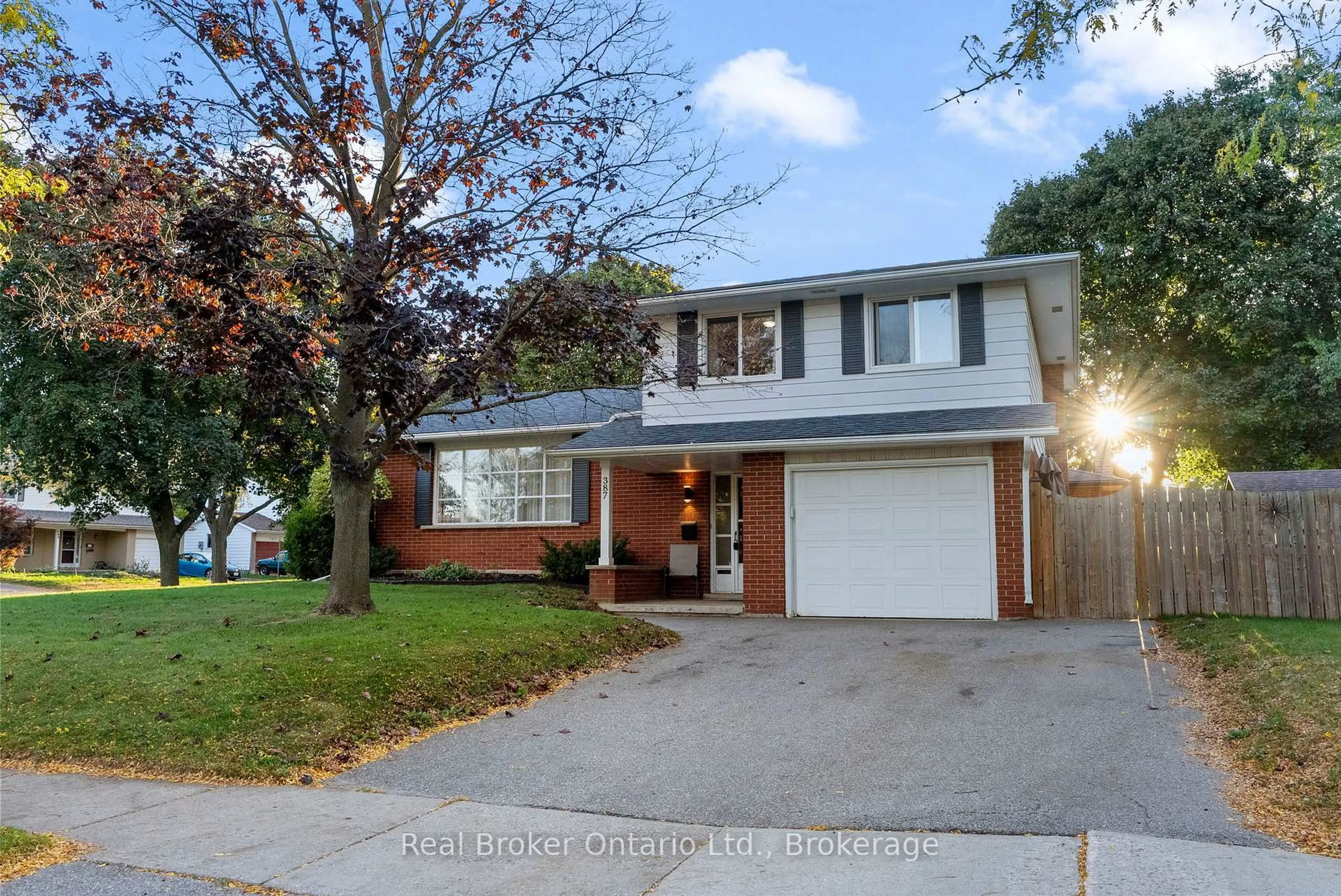 Home with brick exterior material, street for 387 Lee Ave, Waterloo Ontario N2K 2G2
