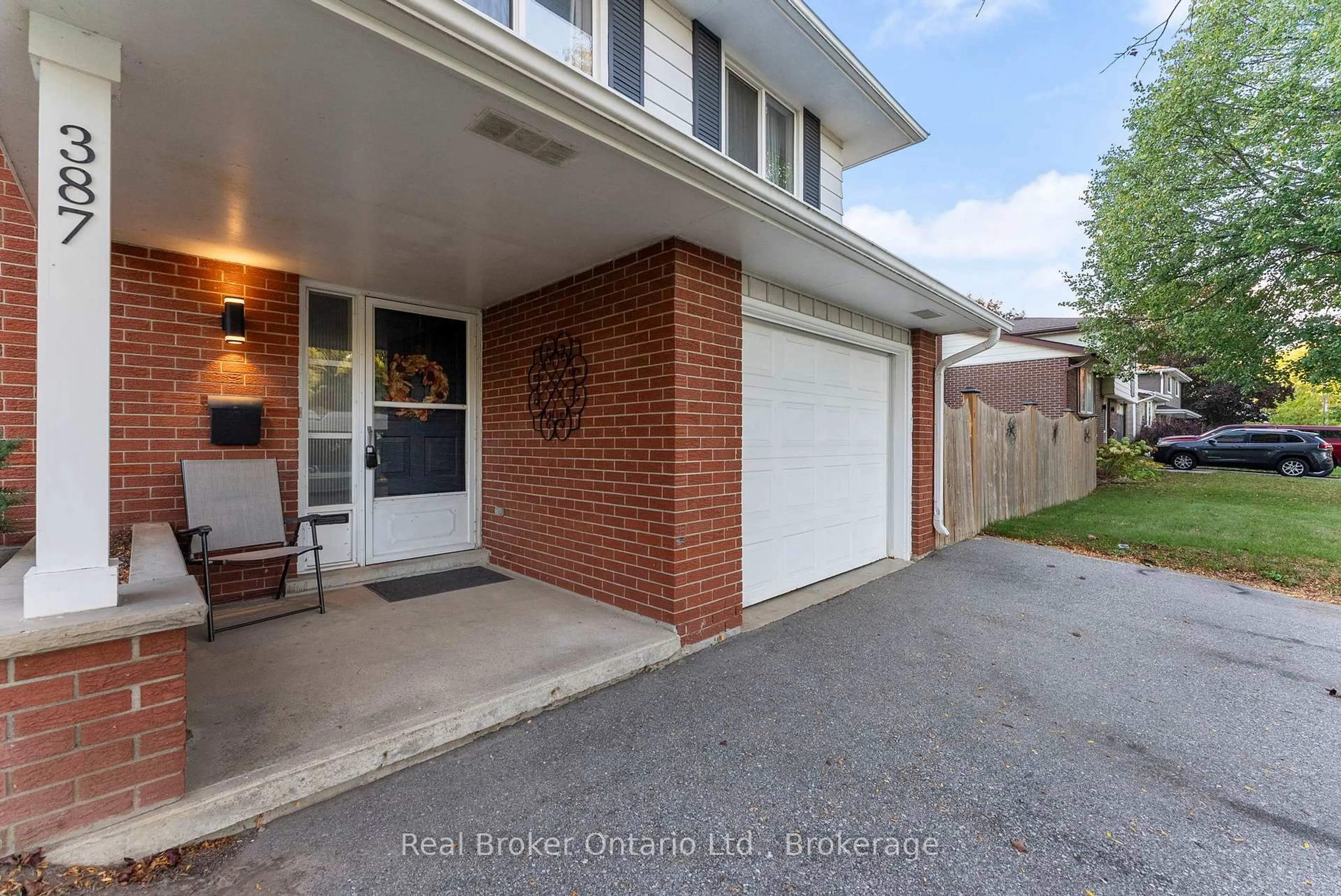 Home with brick exterior material, street for 387 Lee Ave, Waterloo Ontario N2K 2G2