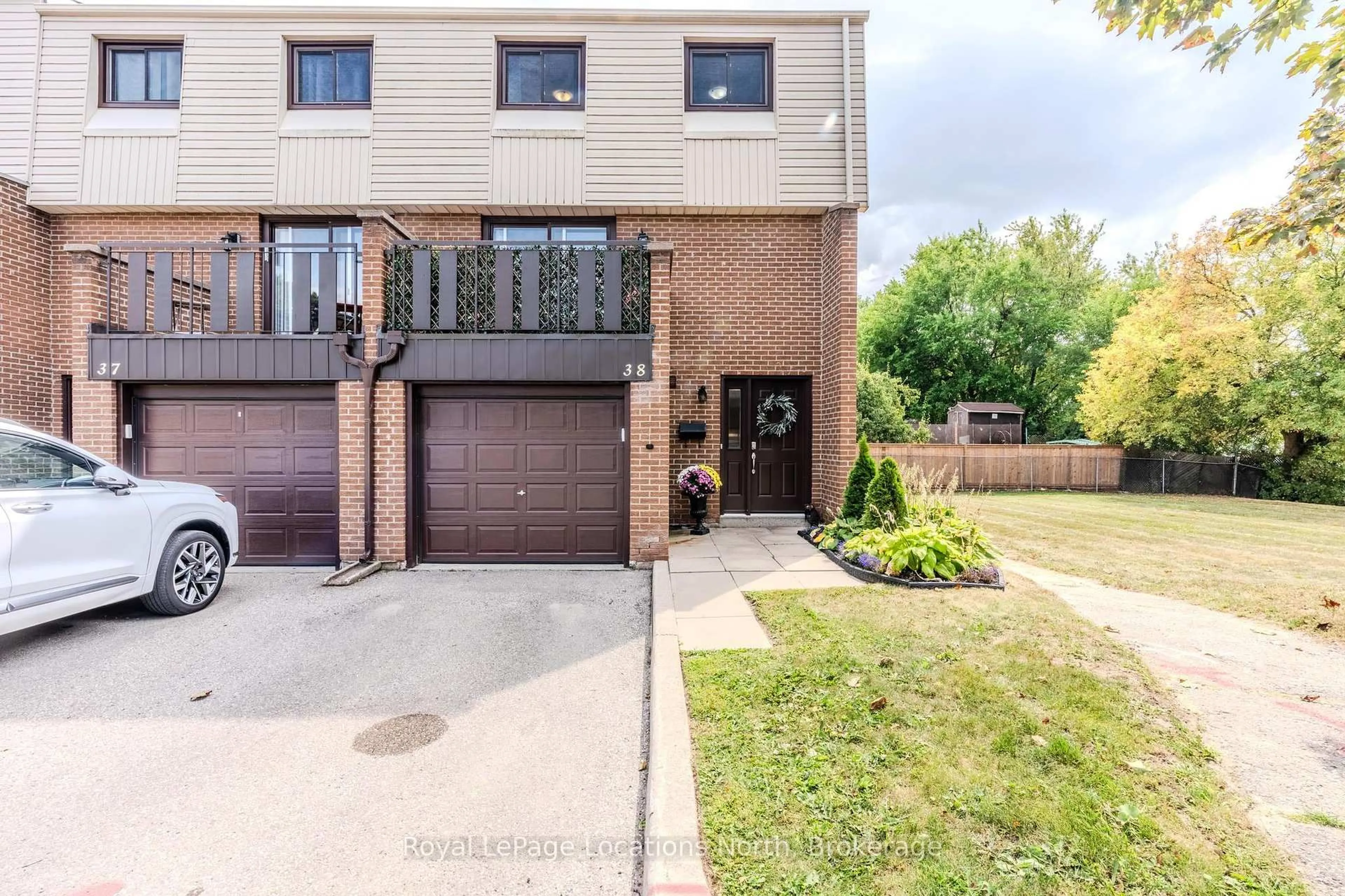 Home with brick exterior material, street for 187 Grulke St, Kitchener Ontario N2A 2S6