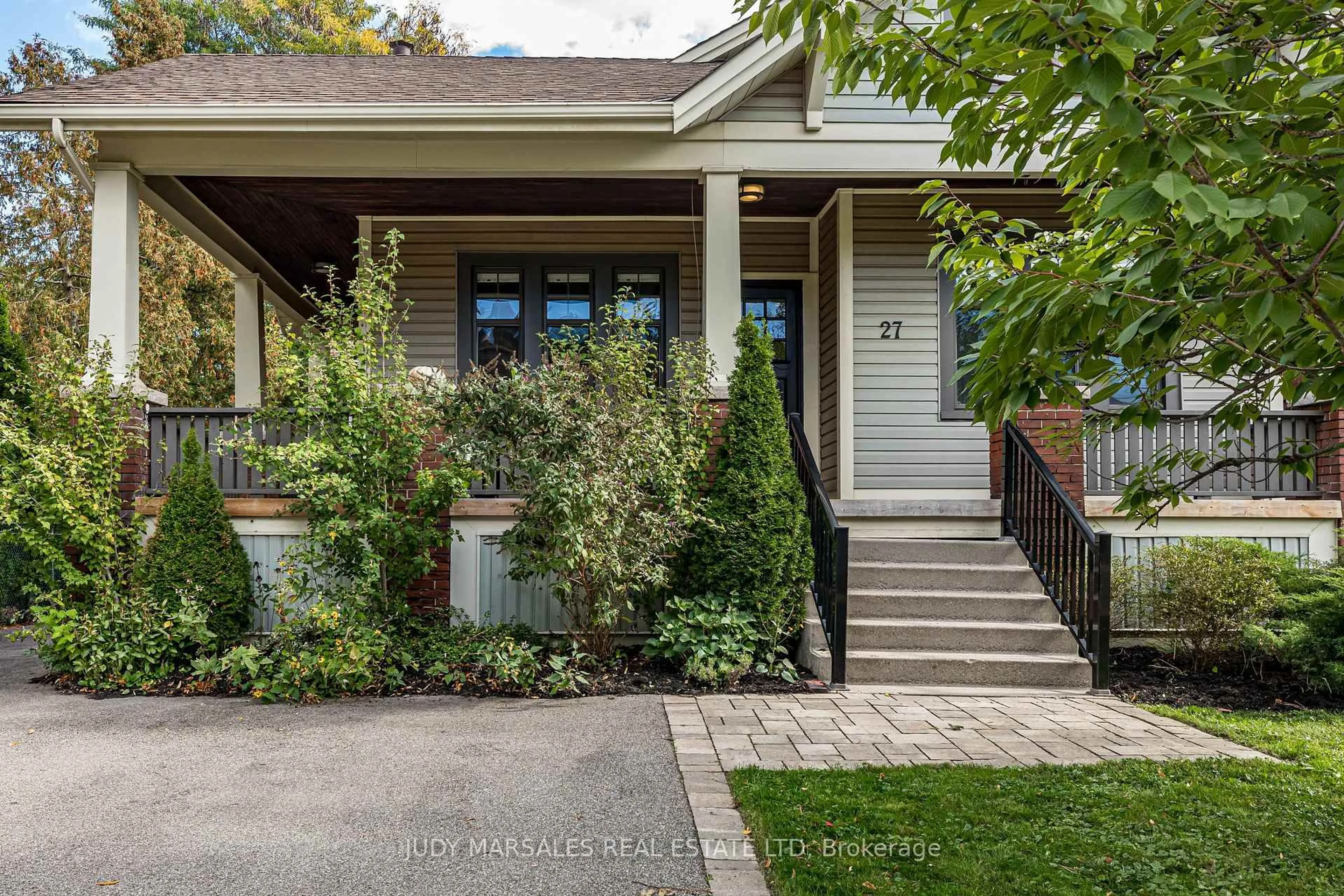 Home with brick exterior material, street for 27 Cliff Ave, Hamilton Ontario L8V 2S1