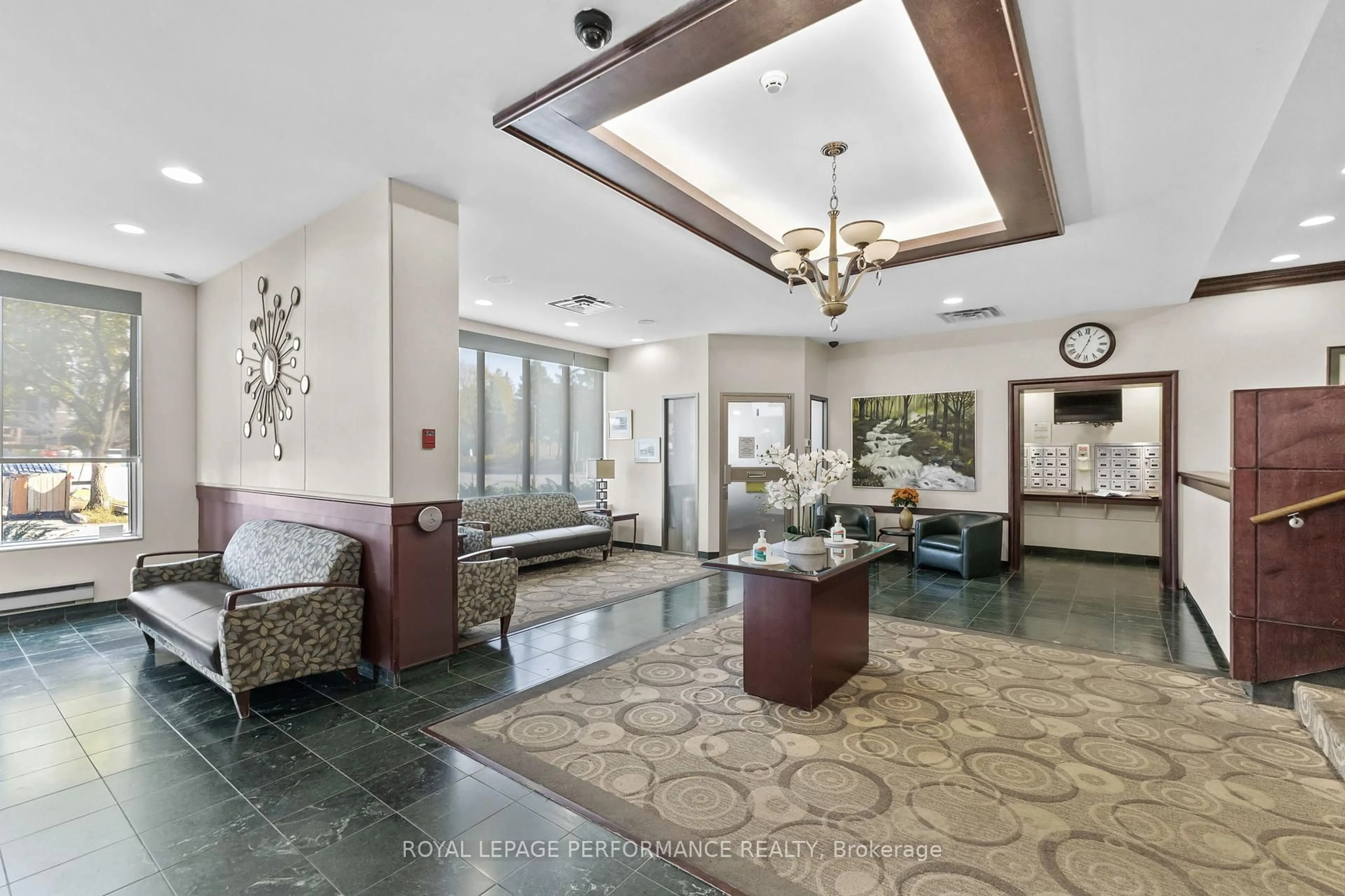Lobby for 200 Lafontaine Ave #1610, Ottawa Ontario K1L 8K8