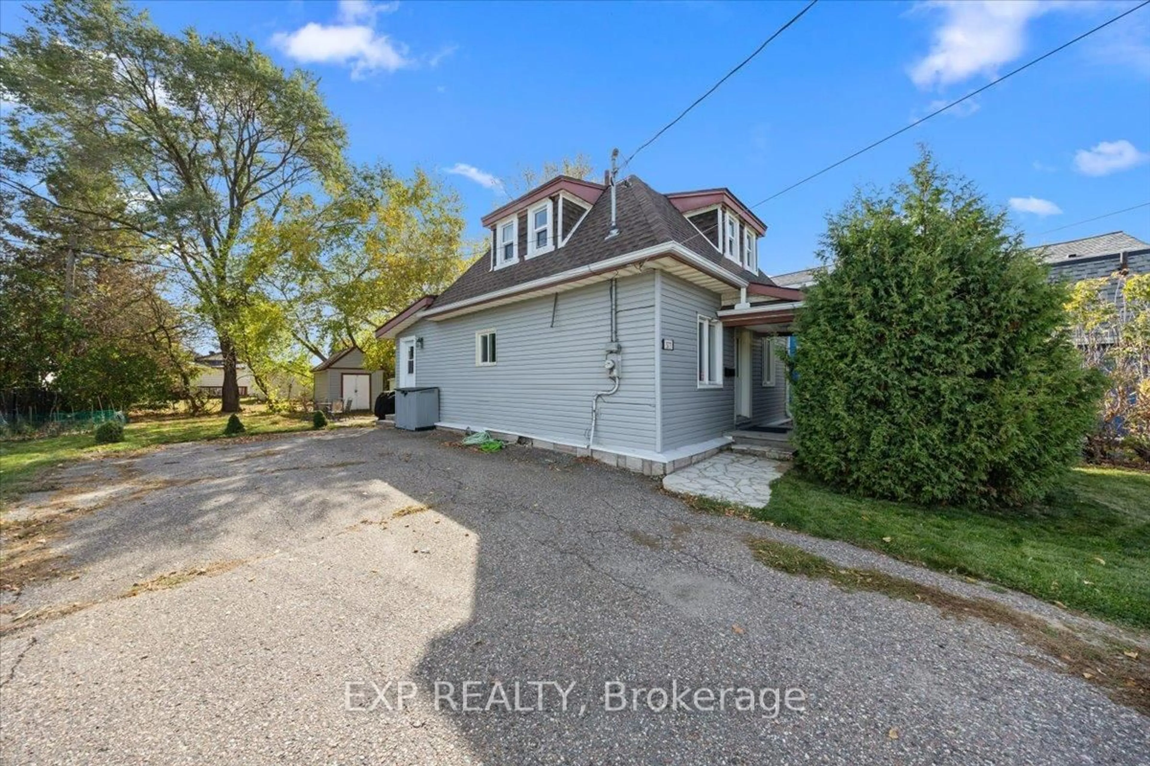 A pic from outside/outdoor area/front of a property/back of a property/a pic from drone, street for 377 Lisgar Ave, Renfrew Ontario K7V 3N3