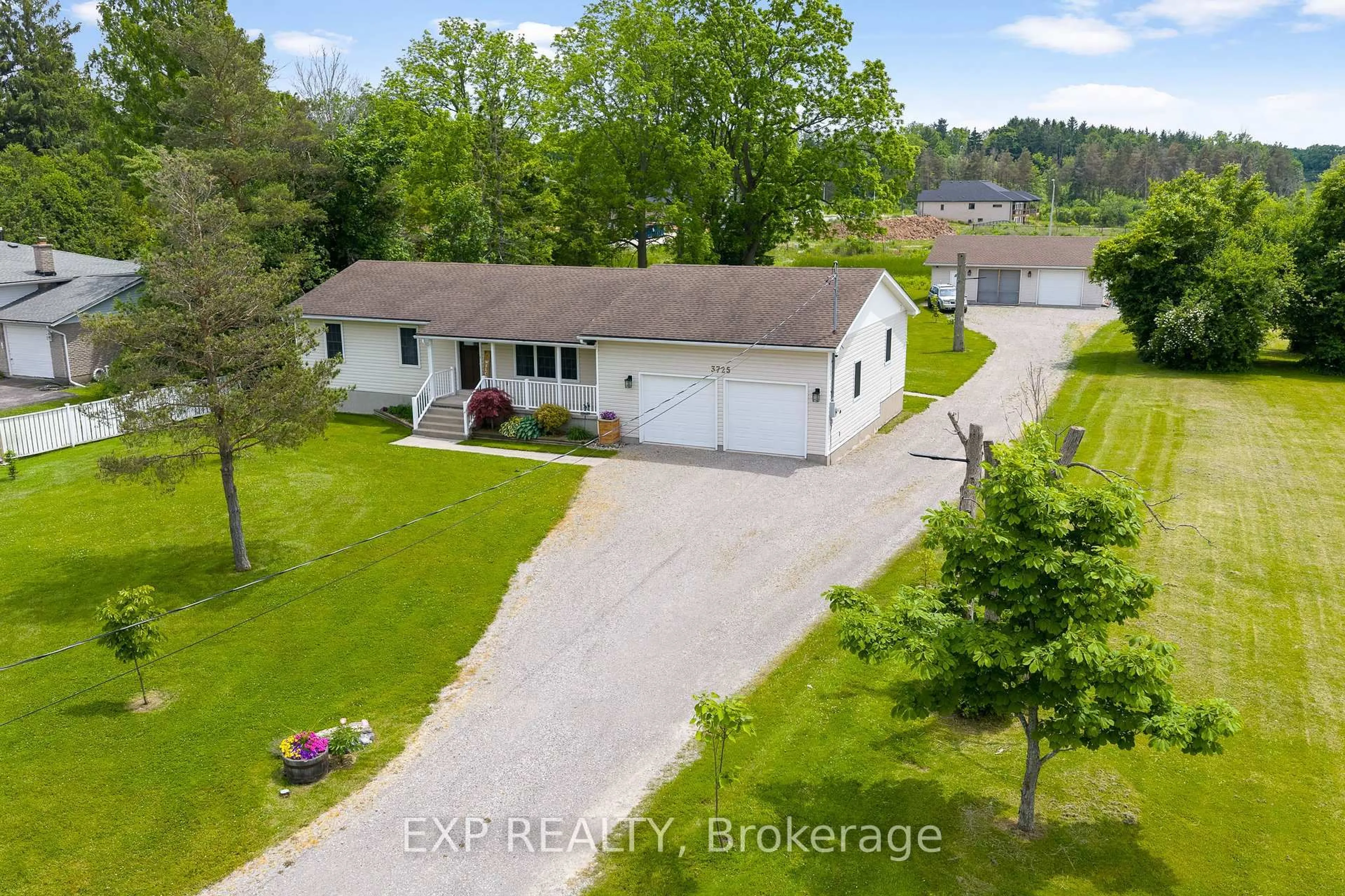 A pic from outside/outdoor area/front of a property/back of a property/a pic from drone, water/lake/river/ocean view for 3725 Nigh Rd, Fort Erie Ontario L0S 1N0