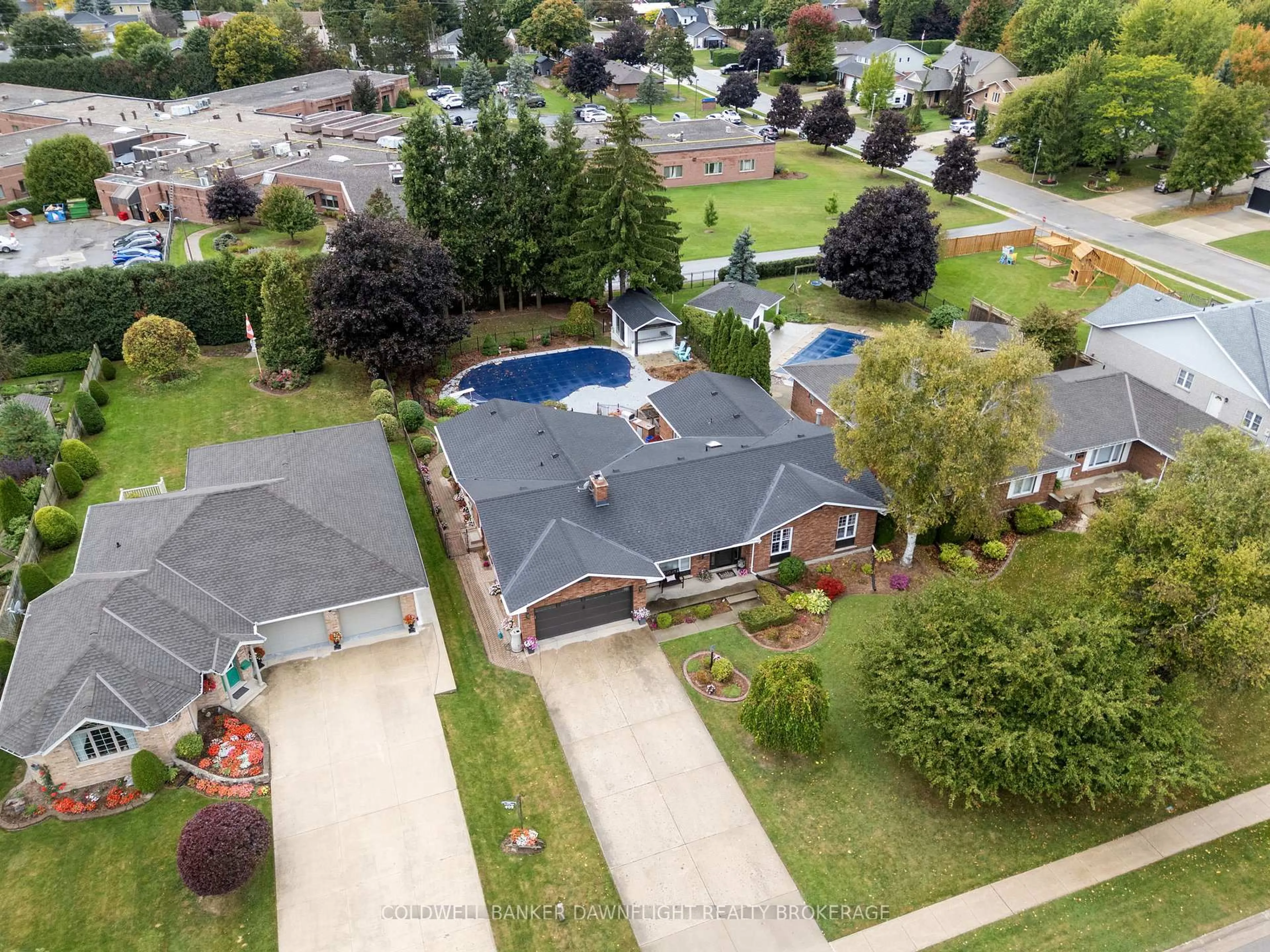 A pic from outside/outdoor area/front of a property/back of a property/a pic from drone, unknown for 399 Pryde Blvd, South Huron Ontario N0M 1S1