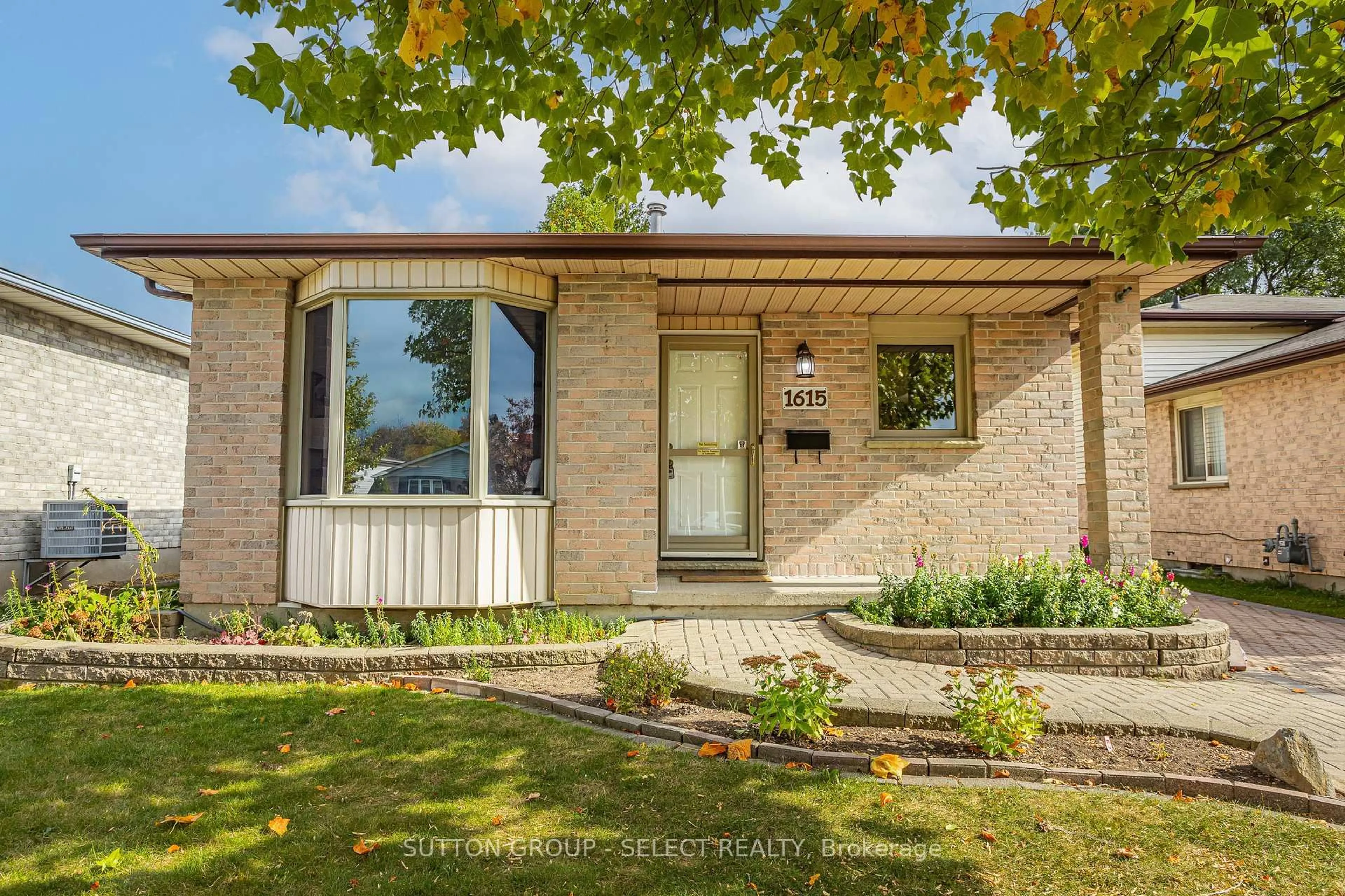 Home with brick exterior material, street for 1615 Jalna Blvd, London South Ontario N6E 3K9