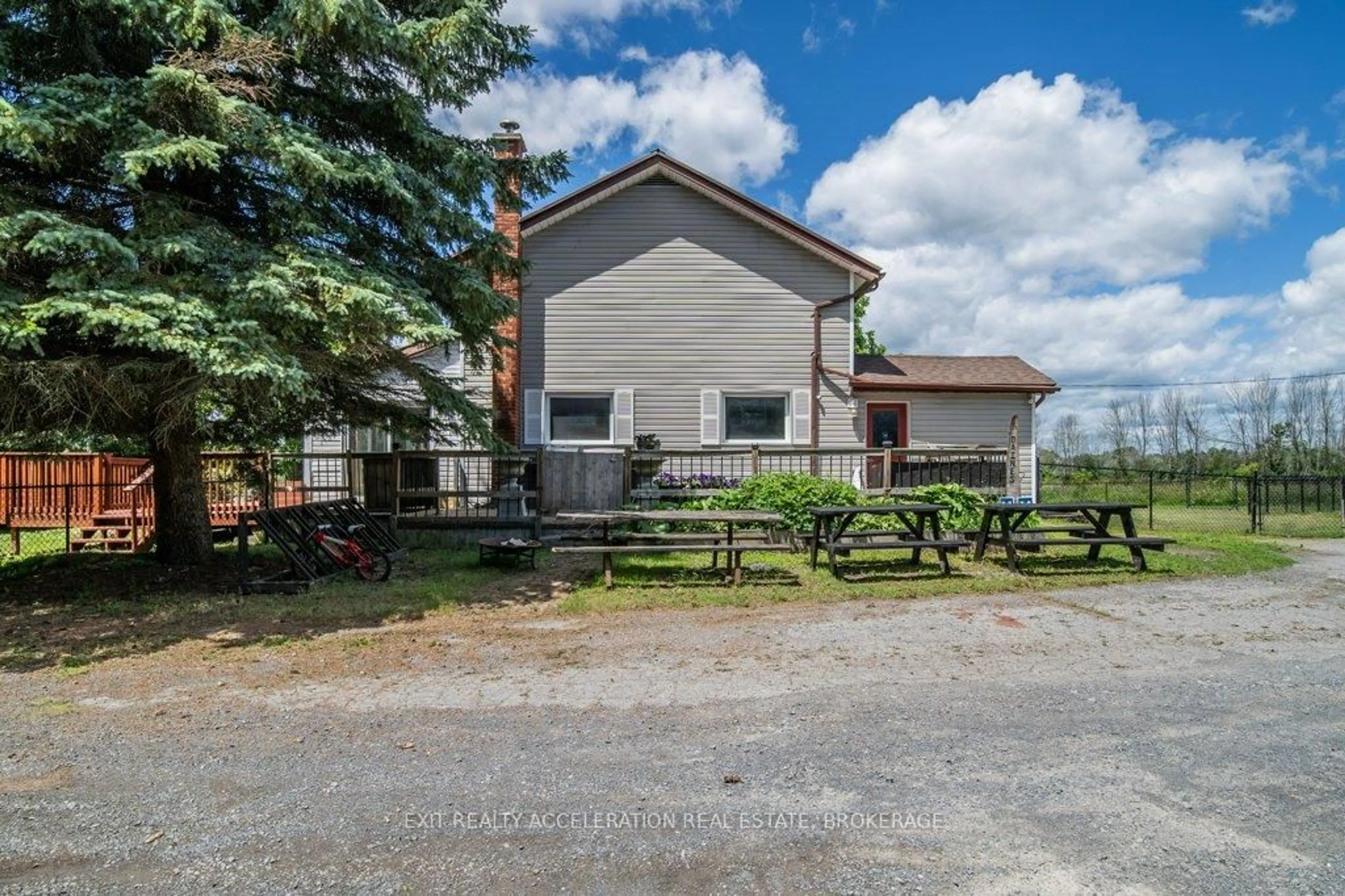 A pic from outside/outdoor area/front of a property/back of a property/a pic from drone, unknown for 8061 County Rd 2, Greater Napanee Ontario K0K 2W0