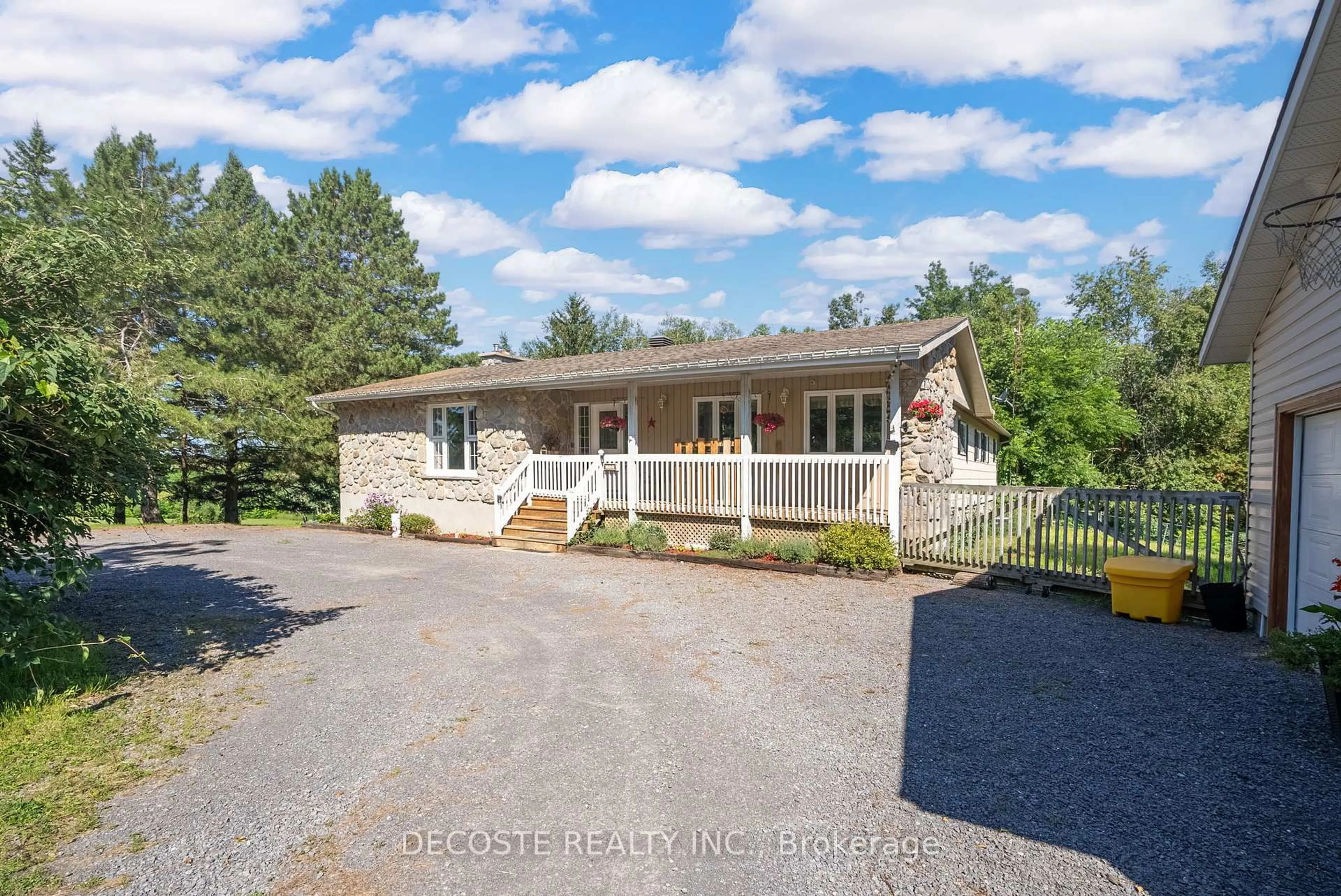 A pic from outside/outdoor area/front of a property/back of a property/a pic from drone, water/lake/river/ocean view for 21275 MCCORMICK Rd, North Glengarry Ontario K0C 1A0
