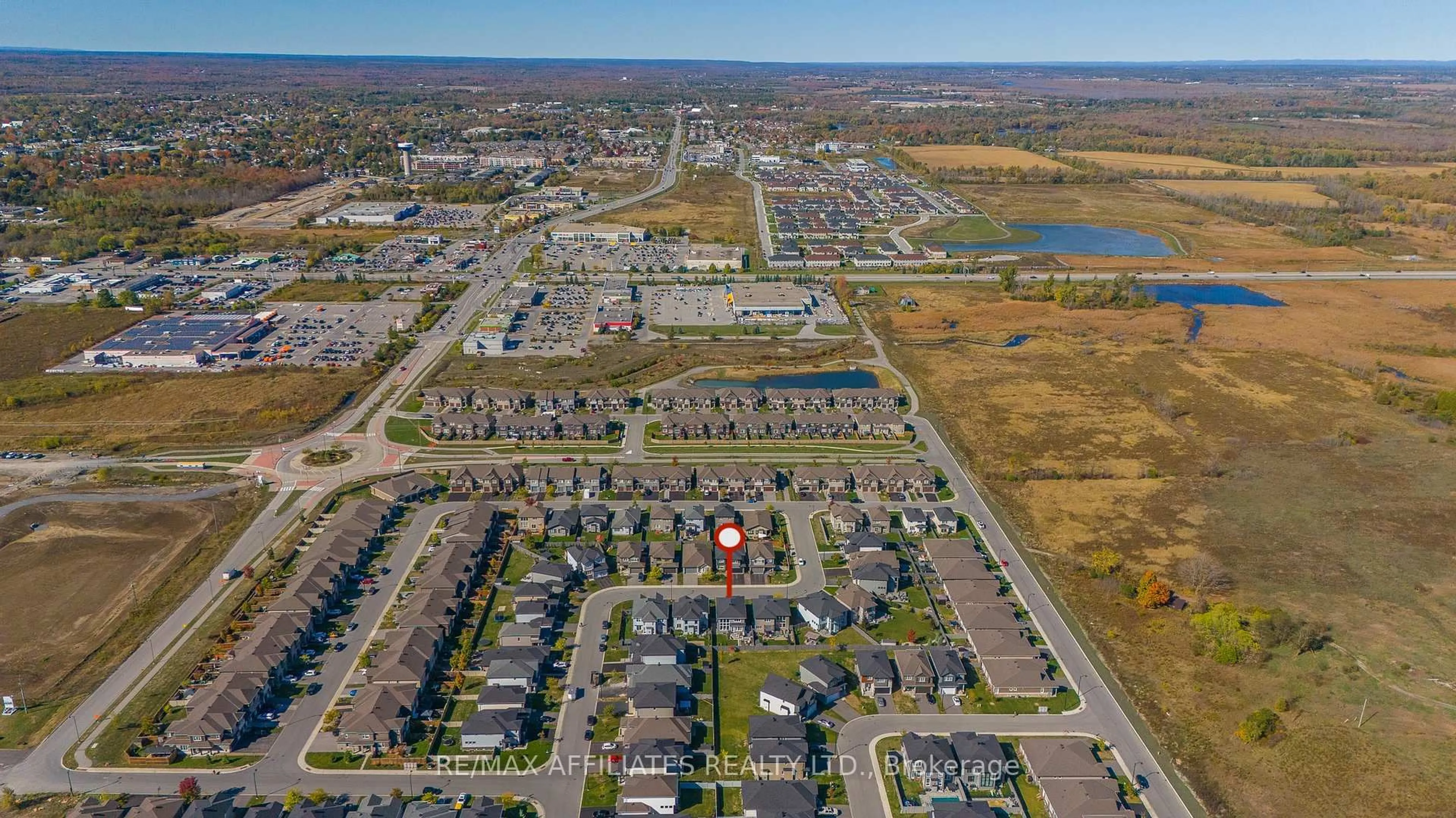 A pic from outside/outdoor area/front of a property/back of a property/a pic from drone, street for 17 Fanning St, Carleton Place Ontario K7C 0J2