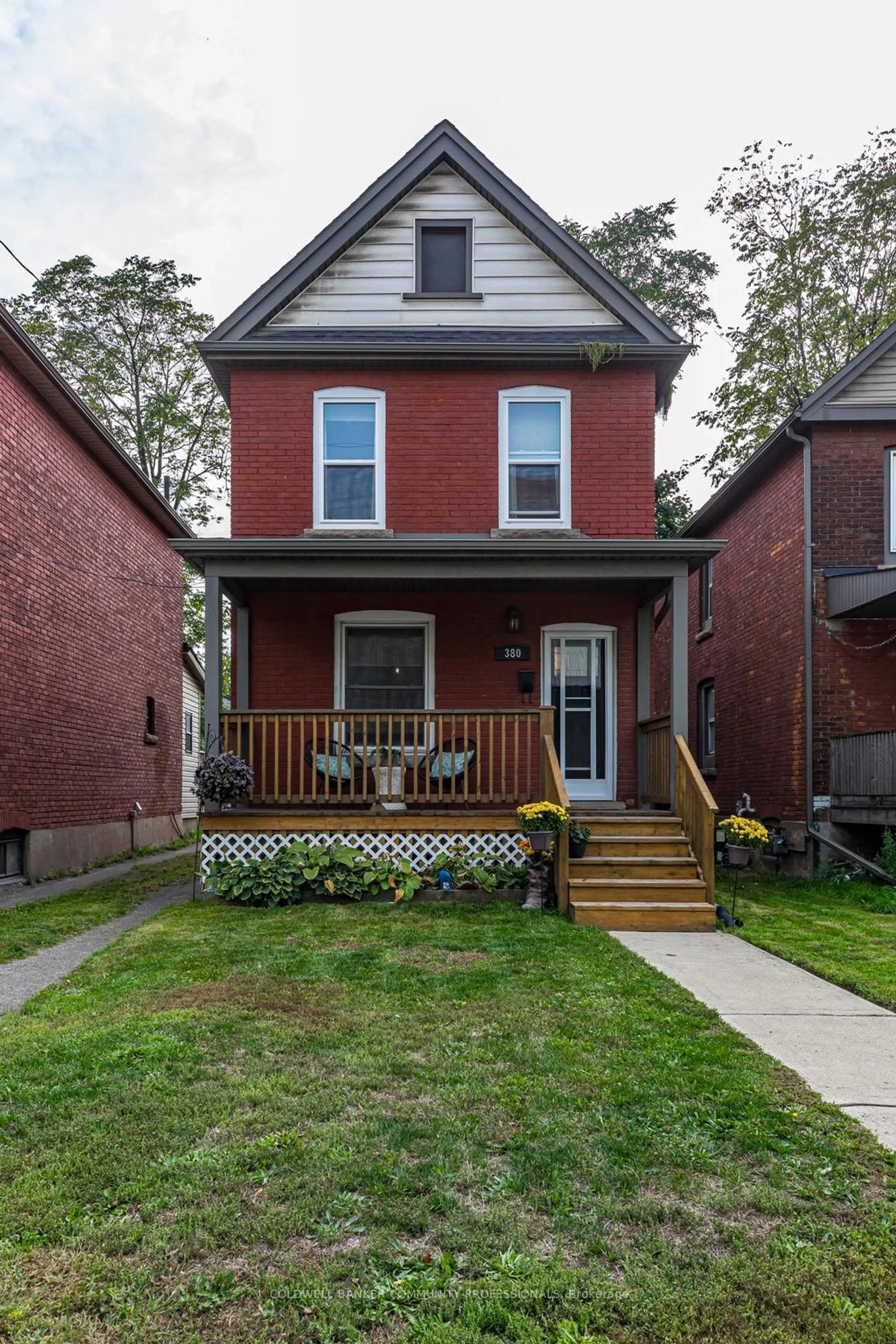 Home with brick exterior material, street for 380 Beach Rd, Hamilton Ontario L8H 3K5