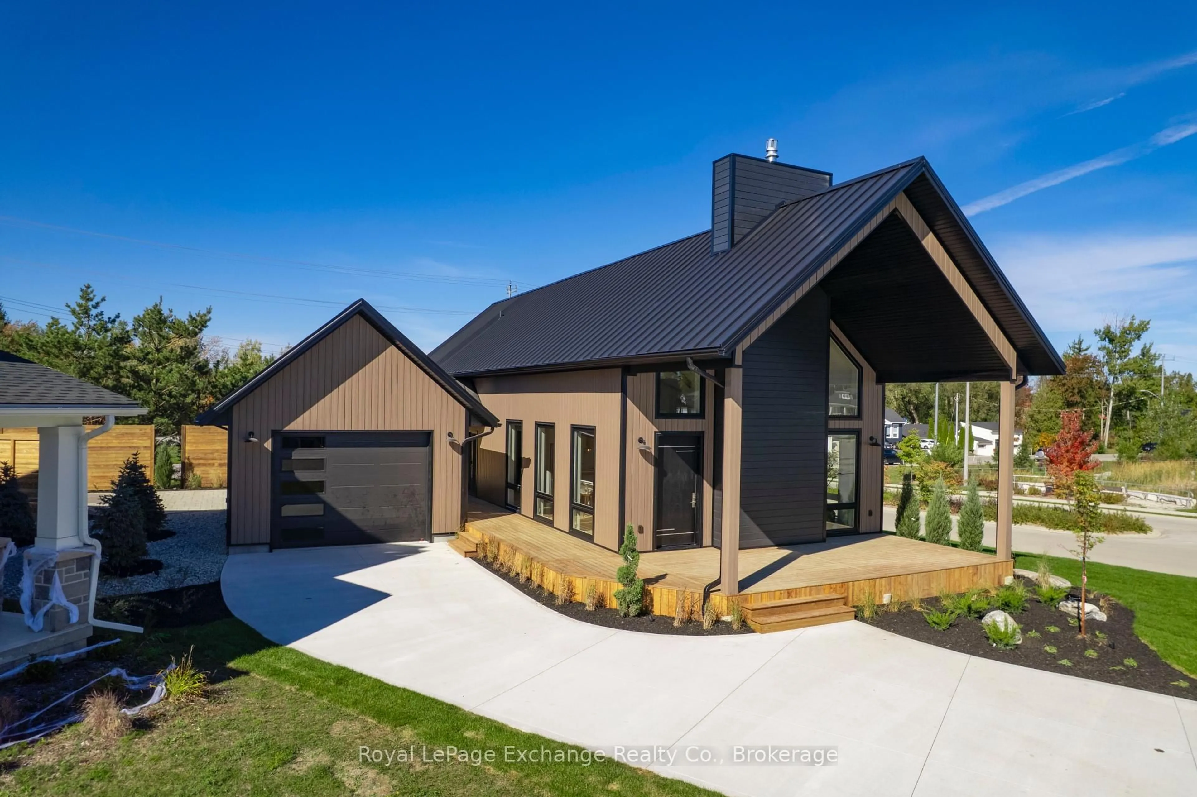 Home with brick exterior material, street for 2 Marshall Pl, Saugeen Shores Ontario N0H 2L0