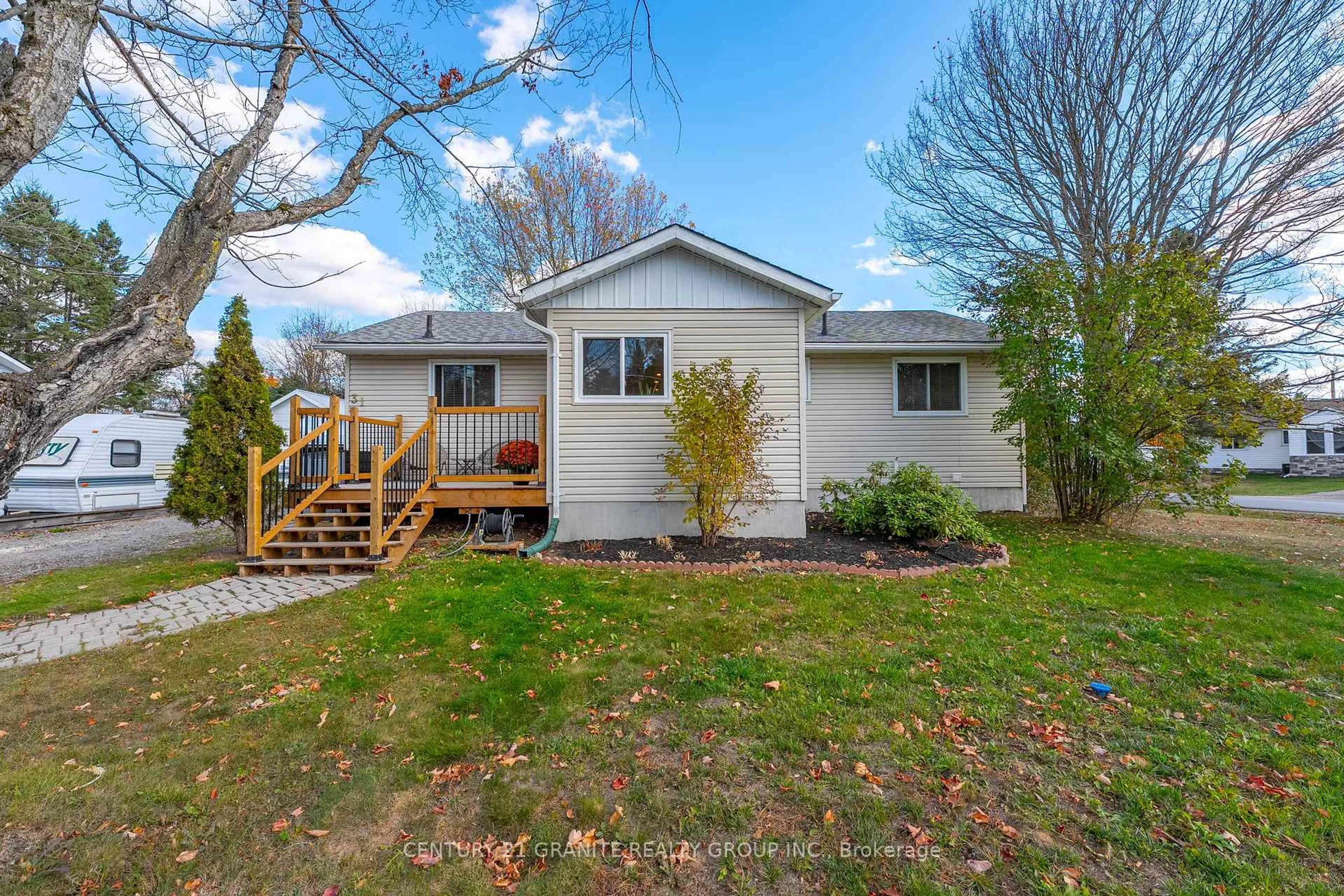 Unknown for 31 Sprucedale St, Highlands East Ontario K0L 1M0