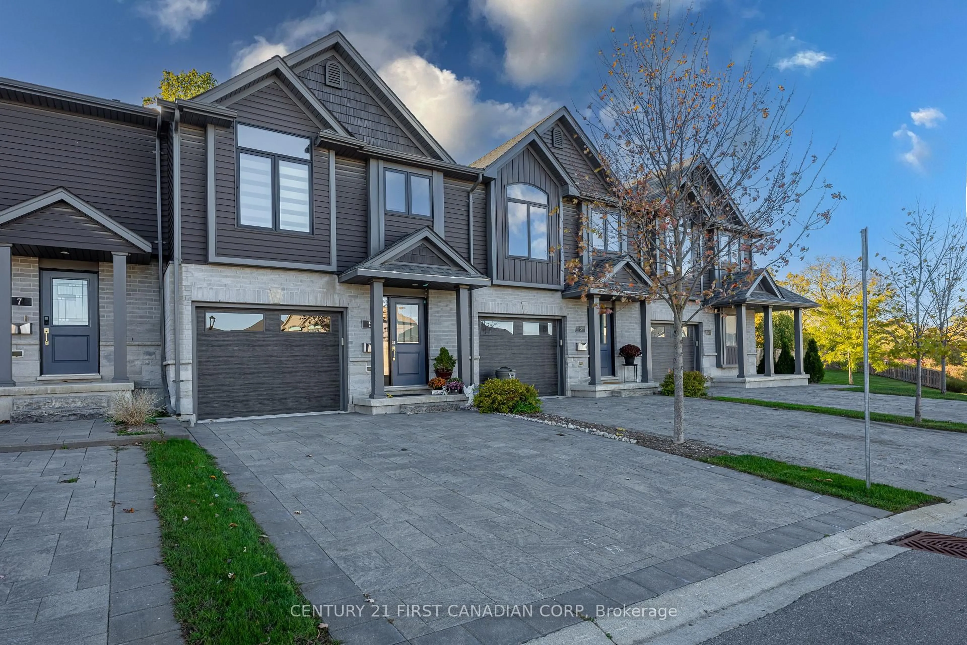Unknown for 1110 Meadowlark Rdge #5, London South Ontario N6M 0H4