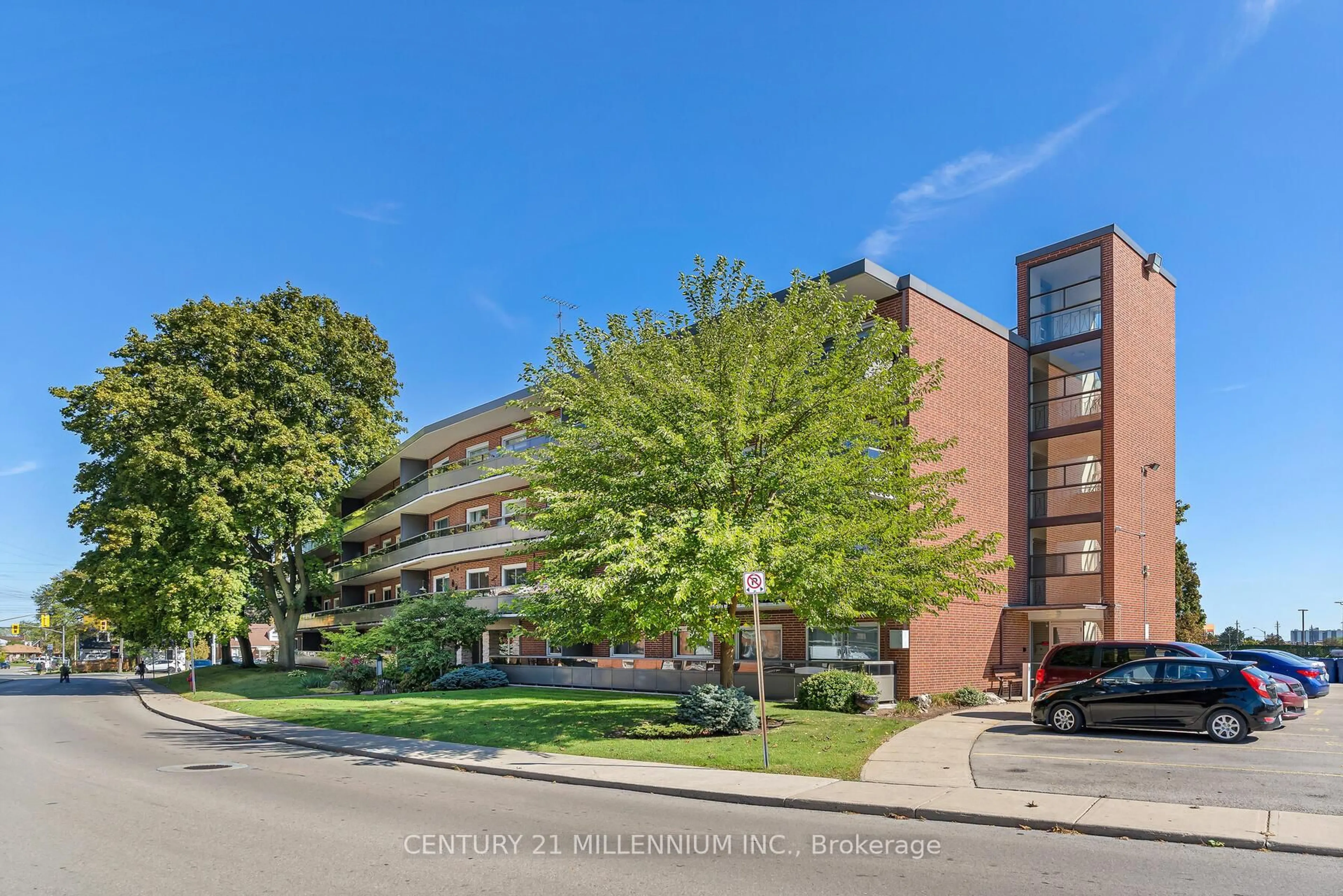 Unknown for 11 Woodman Dr #203, Hamilton Ontario L8K 4E3