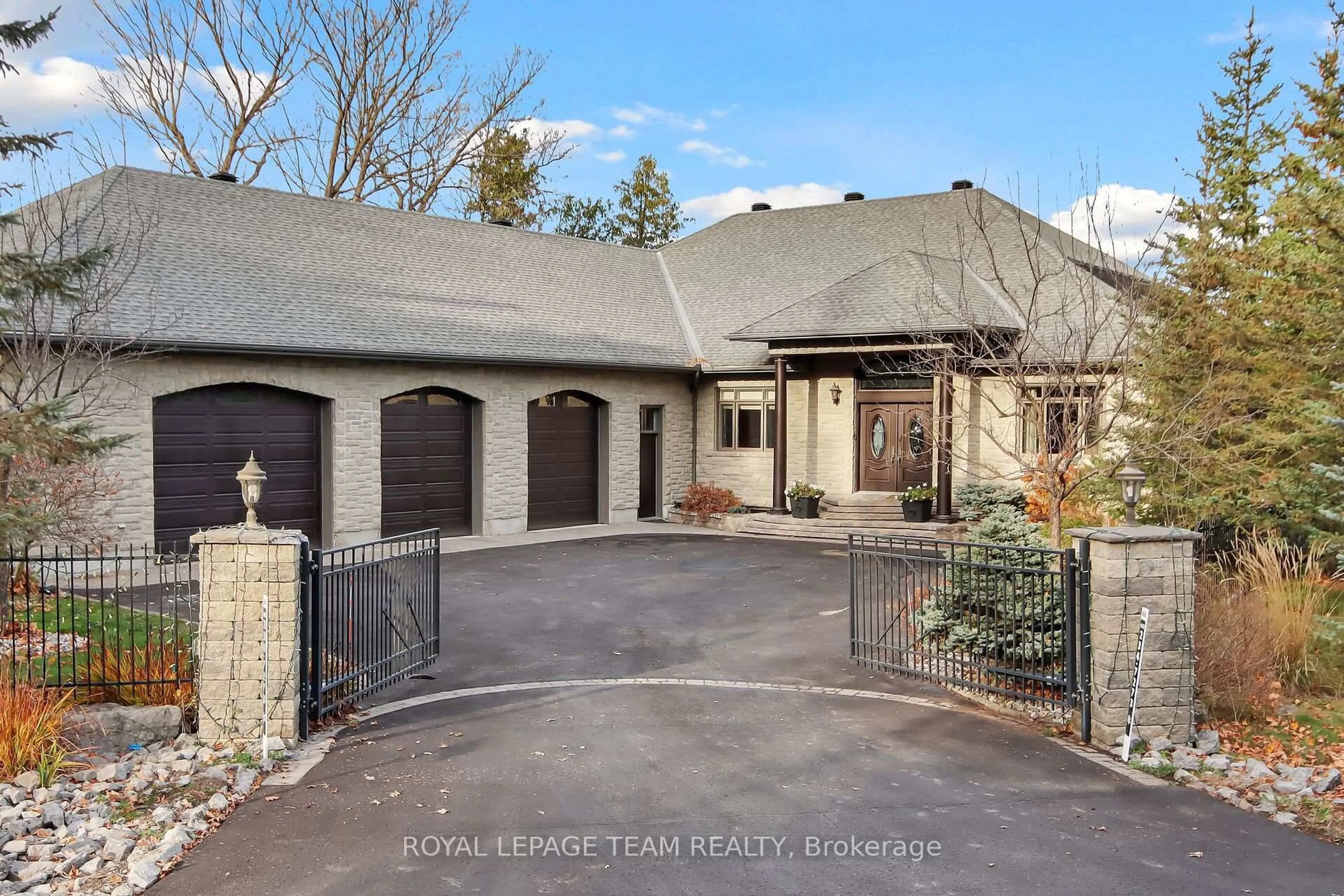 Unknown for 3886 Armitage Ave, Ottawa Ontario K0A 1T0