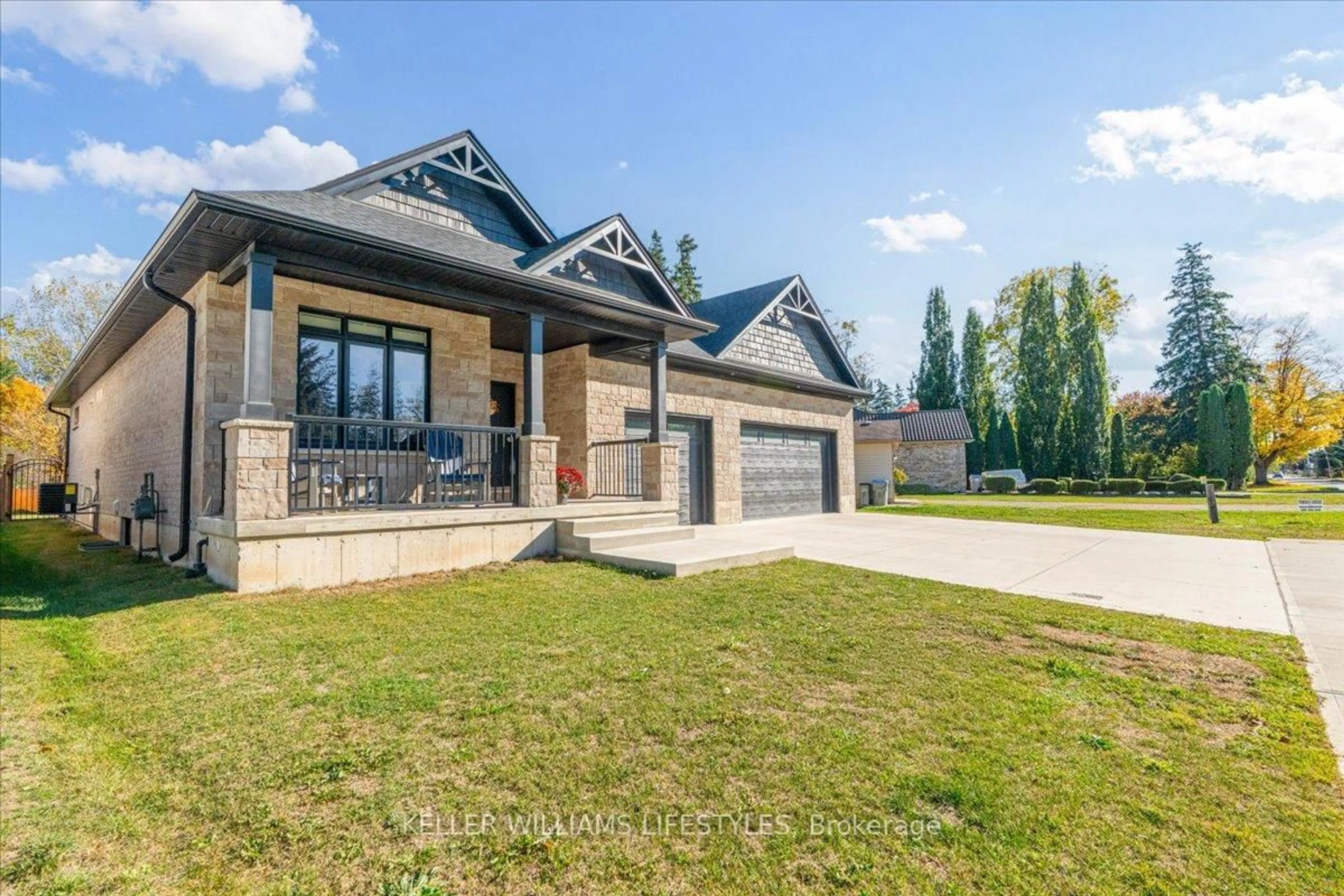 Home with brick exterior material, unknown for 92 Queen St, North Middlesex Ontario N0M 1A0