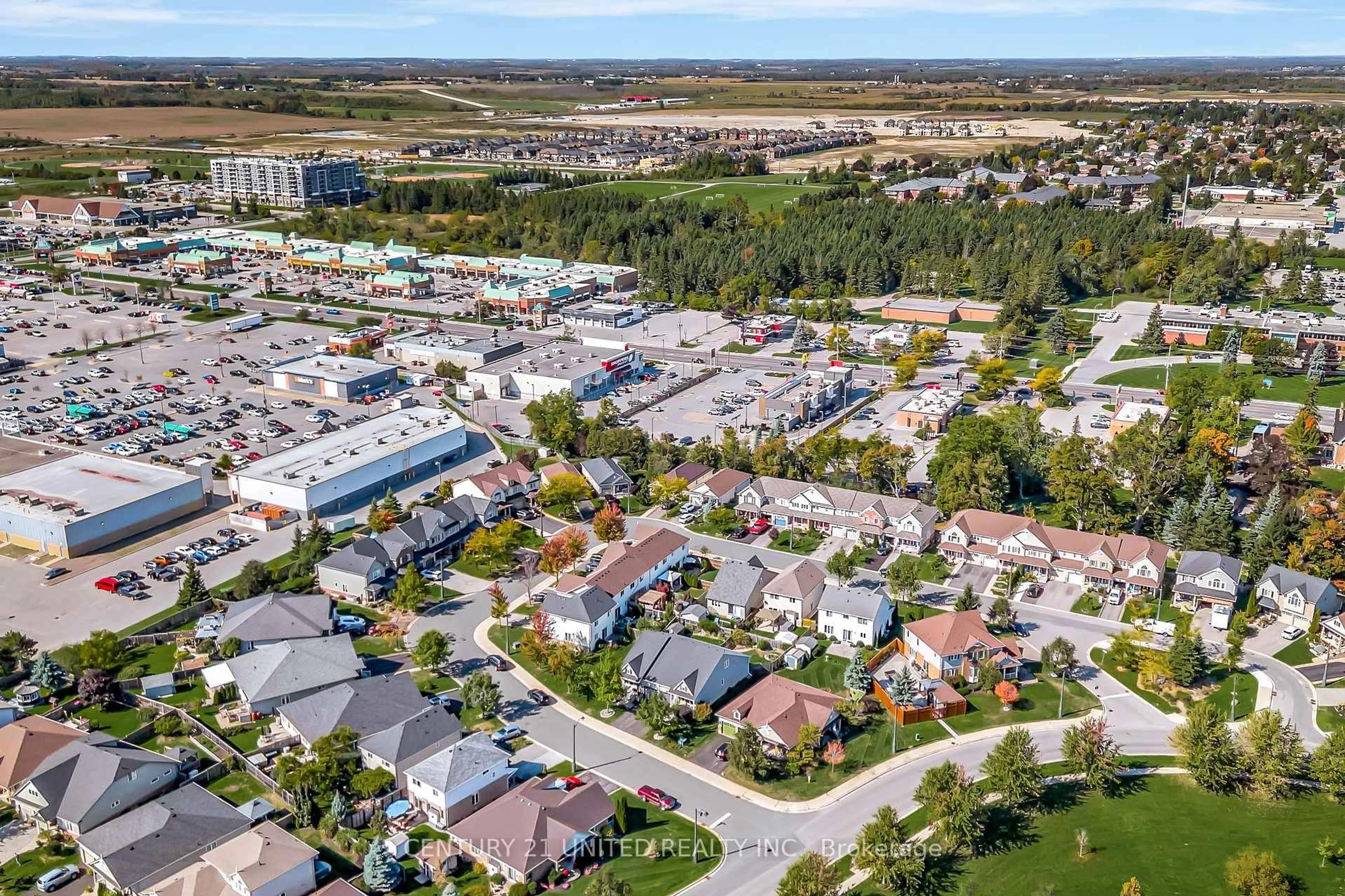 A pic from outside/outdoor area/front of a property/back of a property/a pic from drone, street for 63 Fallingbrook Cres, Kawartha Lakes Ontario K9V 0B3