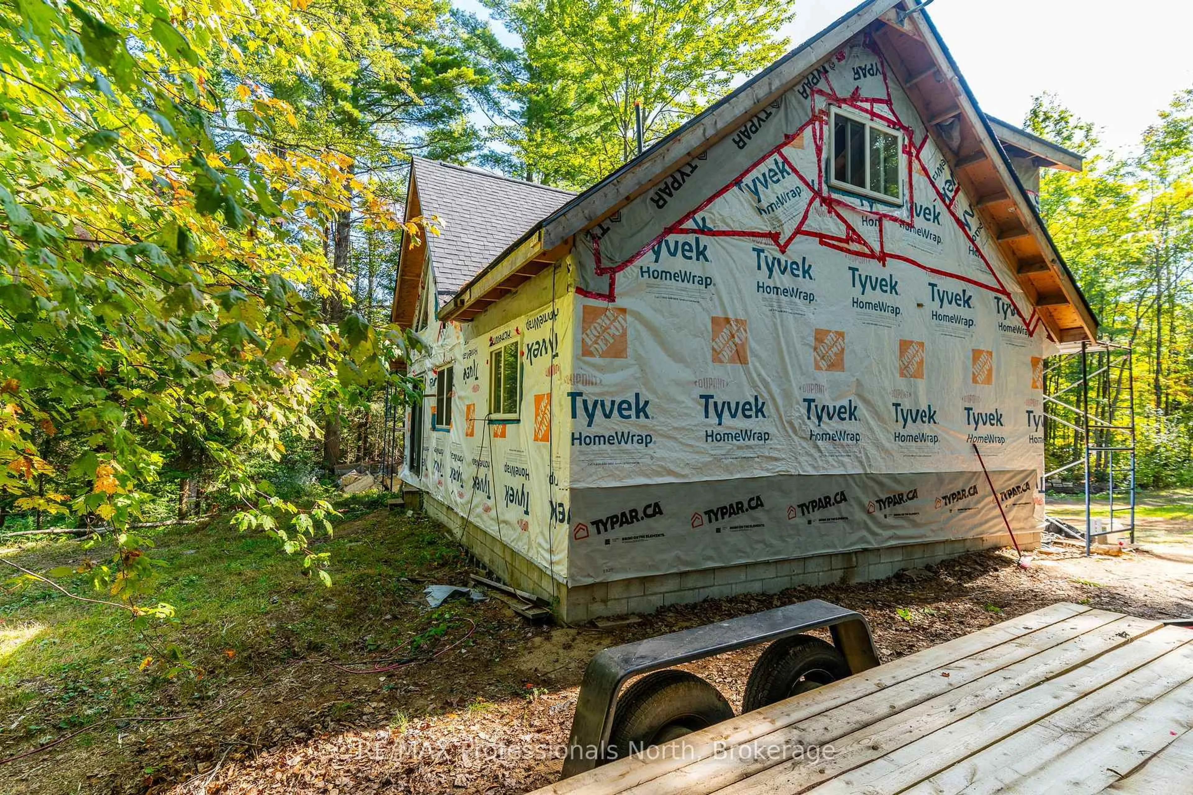 Shed for 319 Boundary Rd, Minden Hills Ontario K0M 2A1