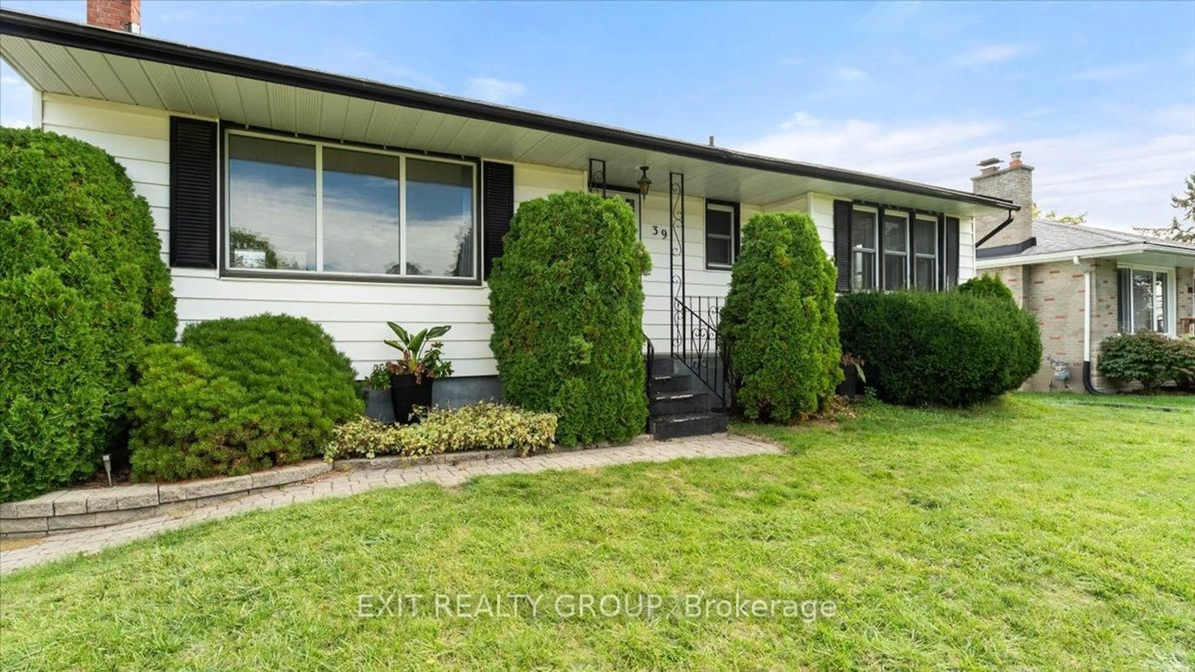 Home with vinyl exterior material, street for 39 Second Ave, Quinte West Ontario K8V 5M5