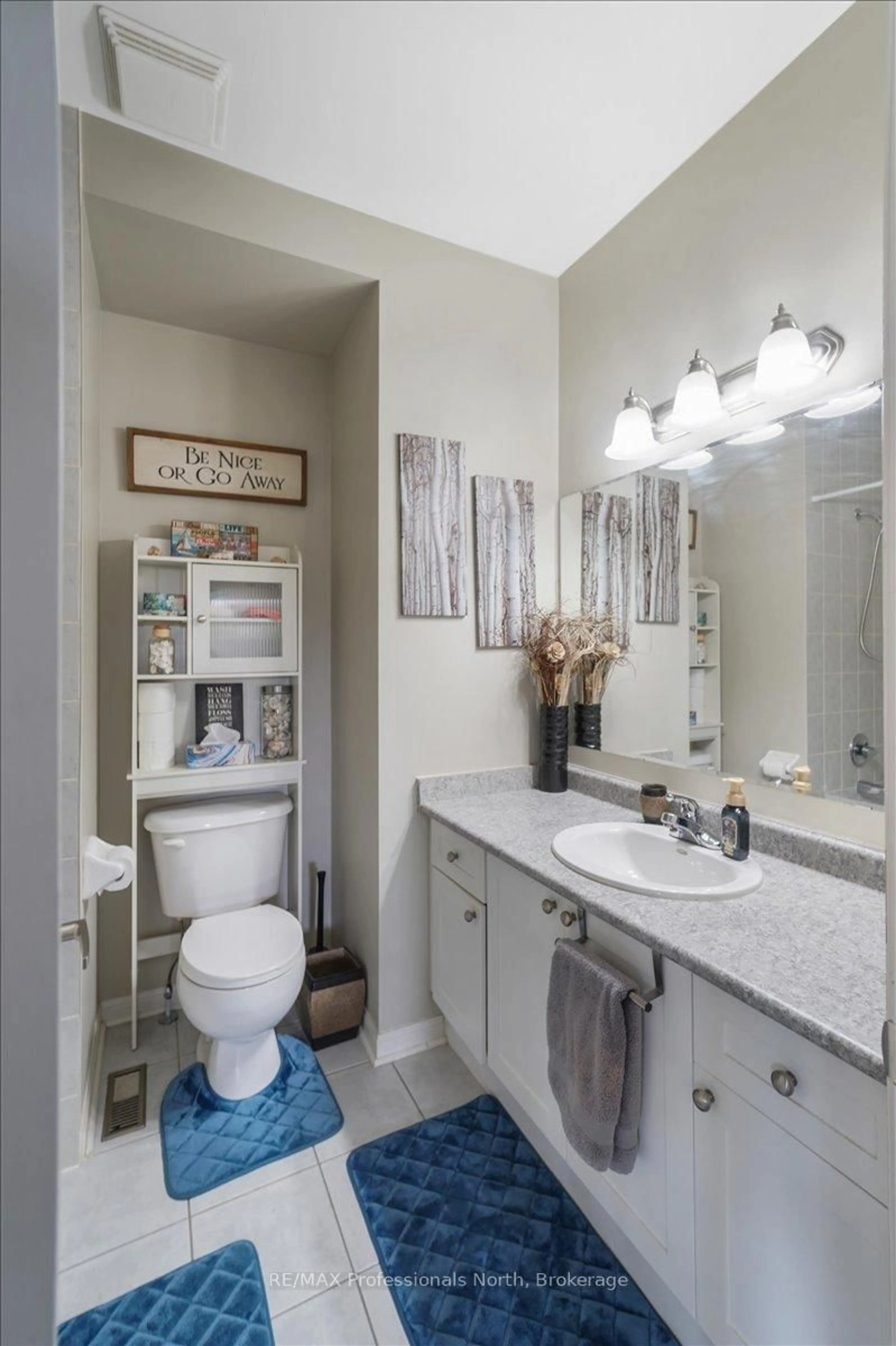 Standard bathroom, ceramic/tile floor for 43 CLEARBROOK Tr, Bracebridge Ontario P1L 0A3