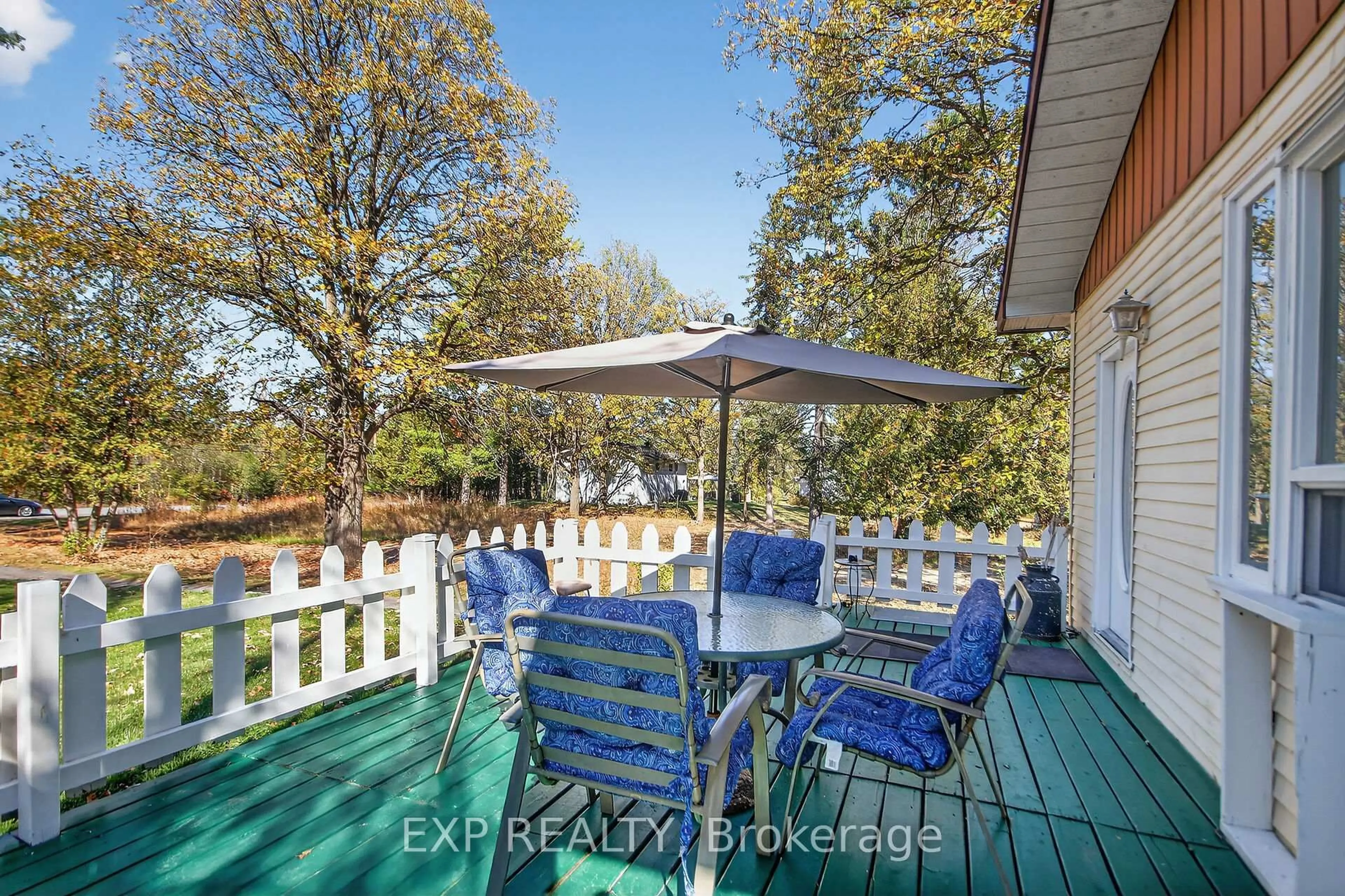 Patio, water/lake/river/ocean view for 96 Constance Lake Rd, Ottawa Ontario K2K 1X7