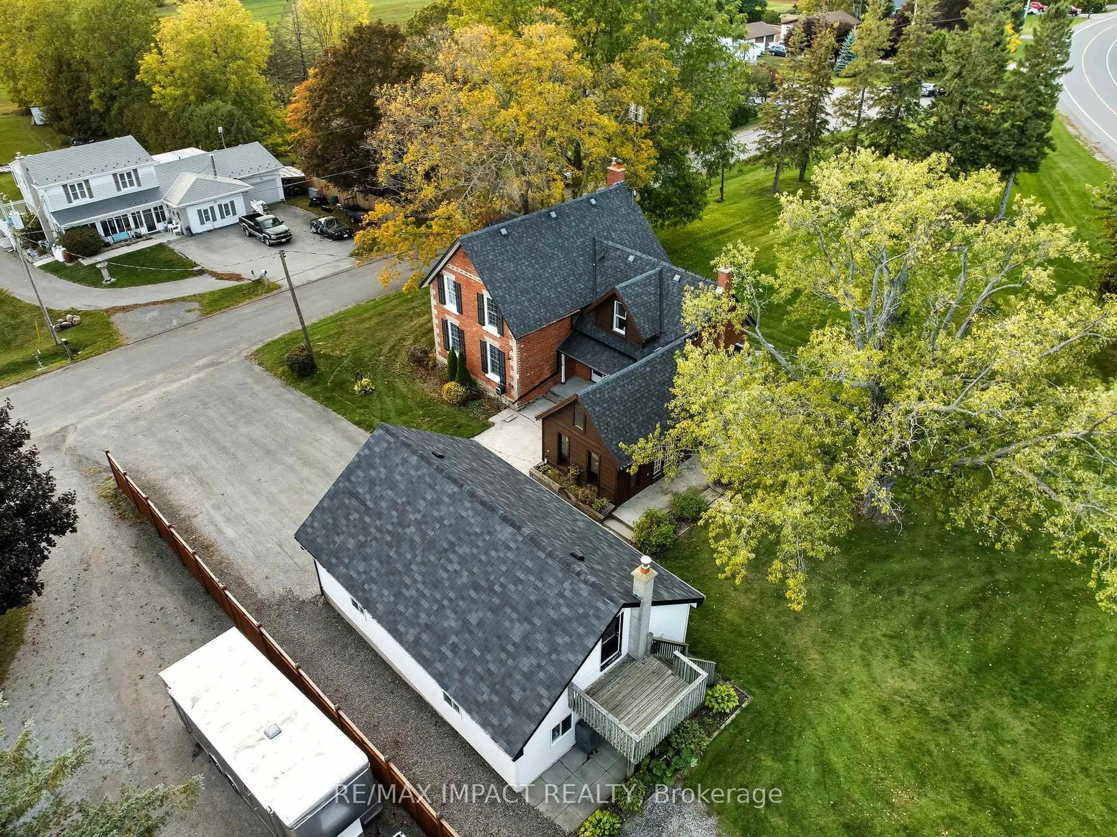 A pic from outside/outdoor area/front of a property/back of a property/a pic from drone, street for 7021 Perrytown Rd, Port Hope Ontario L1A 3V5