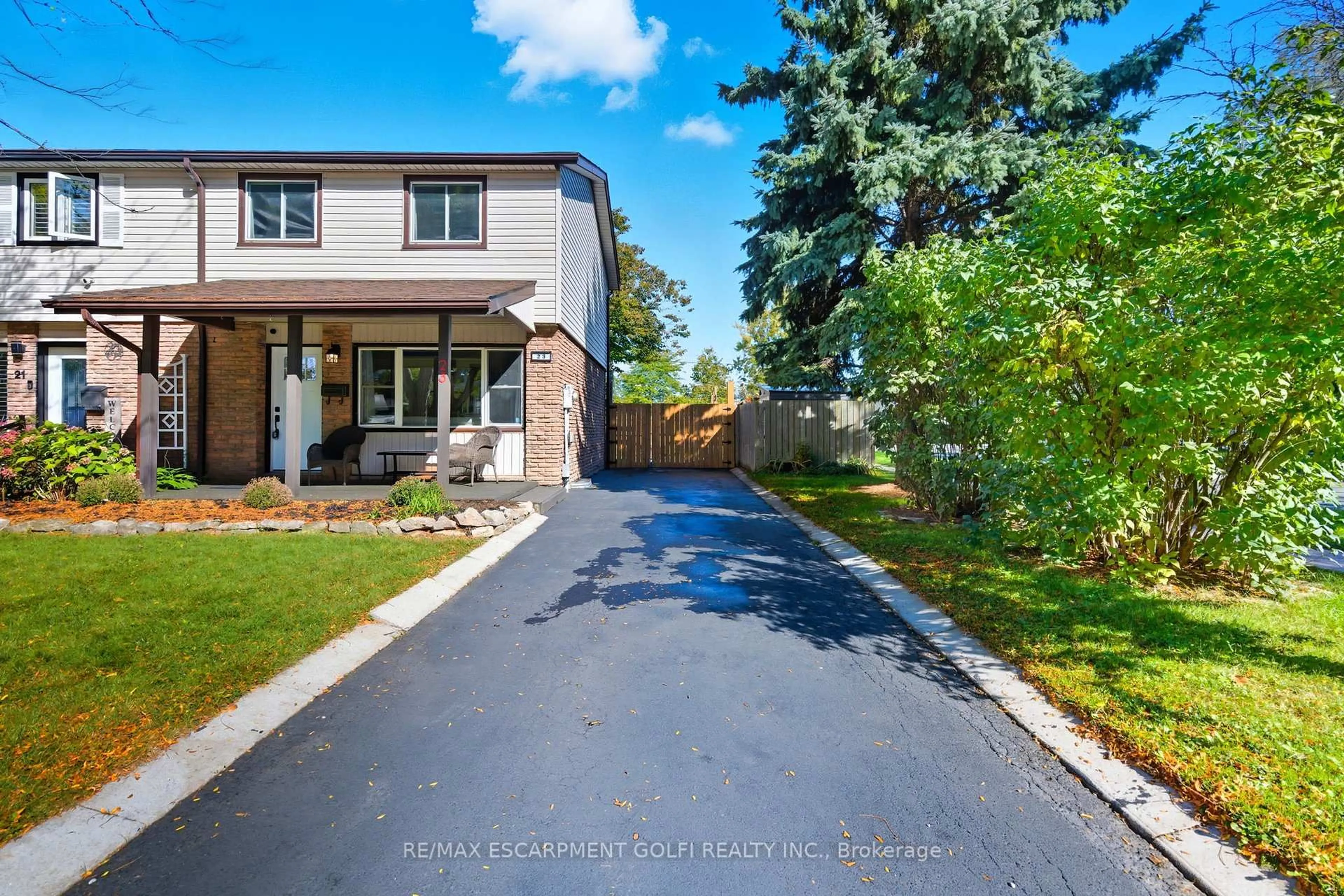 Unknown for 23 Glengrove Ave, Grimsby Ontario L3M 4L6