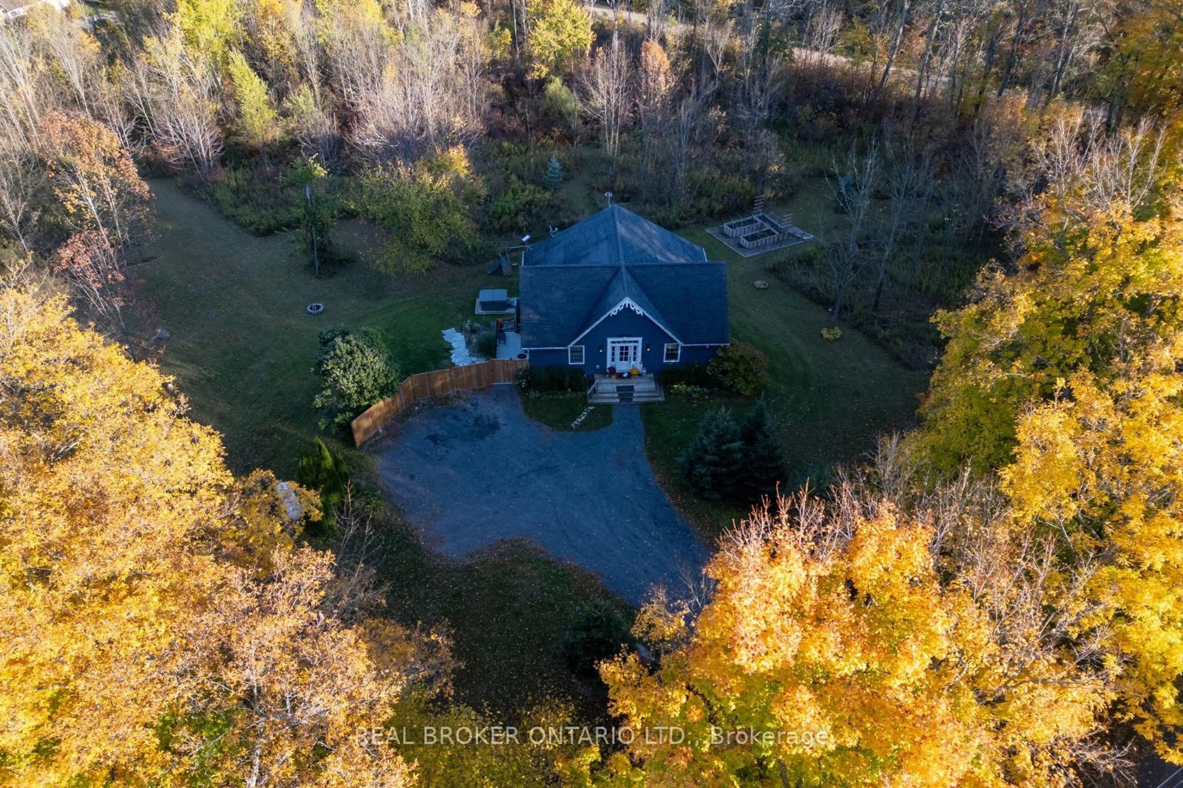 A pic from outside/outdoor area/front of a property/back of a property/a pic from drone, unknown for 201 Richardson Rd, Trent Hills Ontario K0L 1Y0