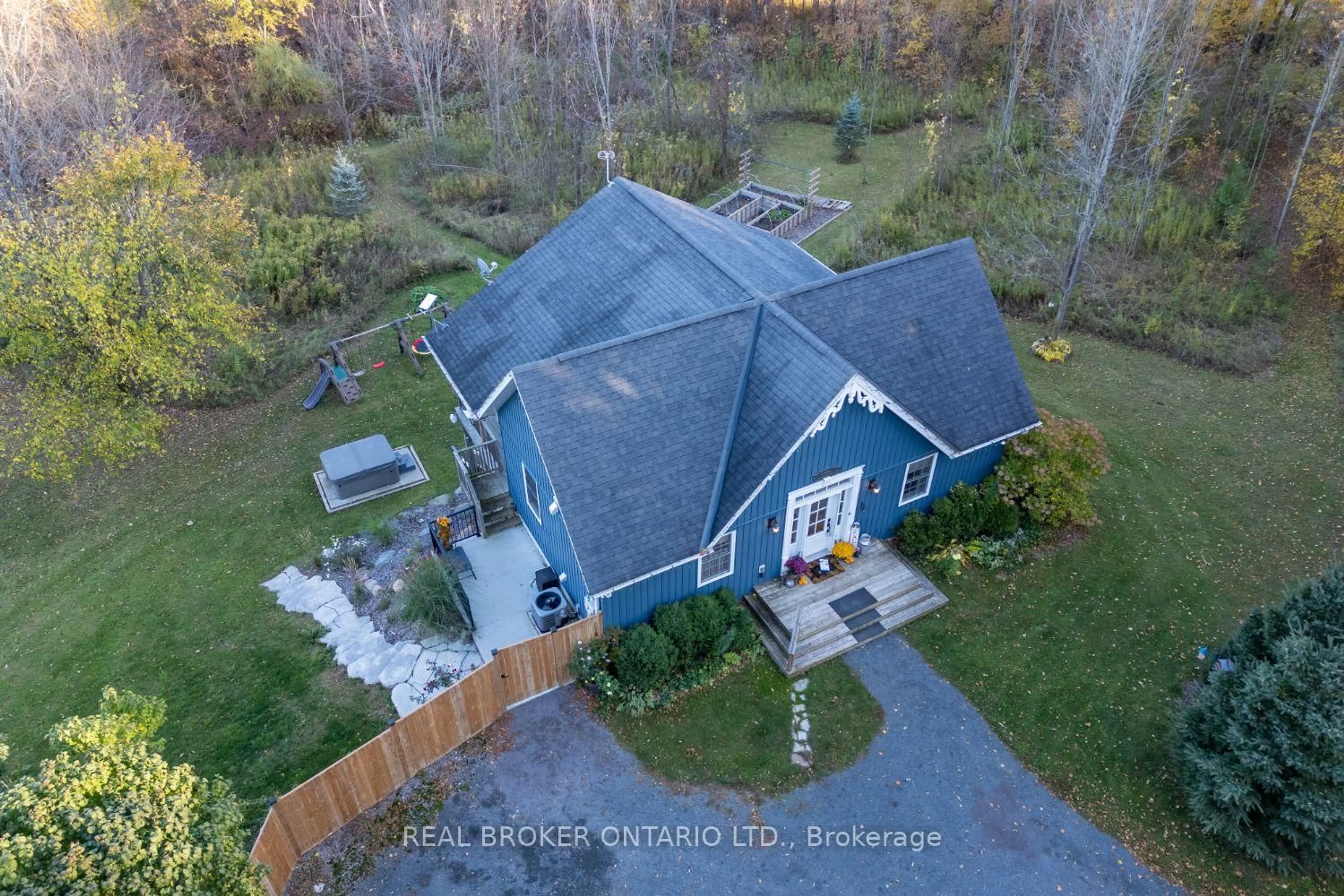 A pic from outside/outdoor area/front of a property/back of a property/a pic from drone, unknown for 201 Richardson Rd, Trent Hills Ontario K0L 1Y0