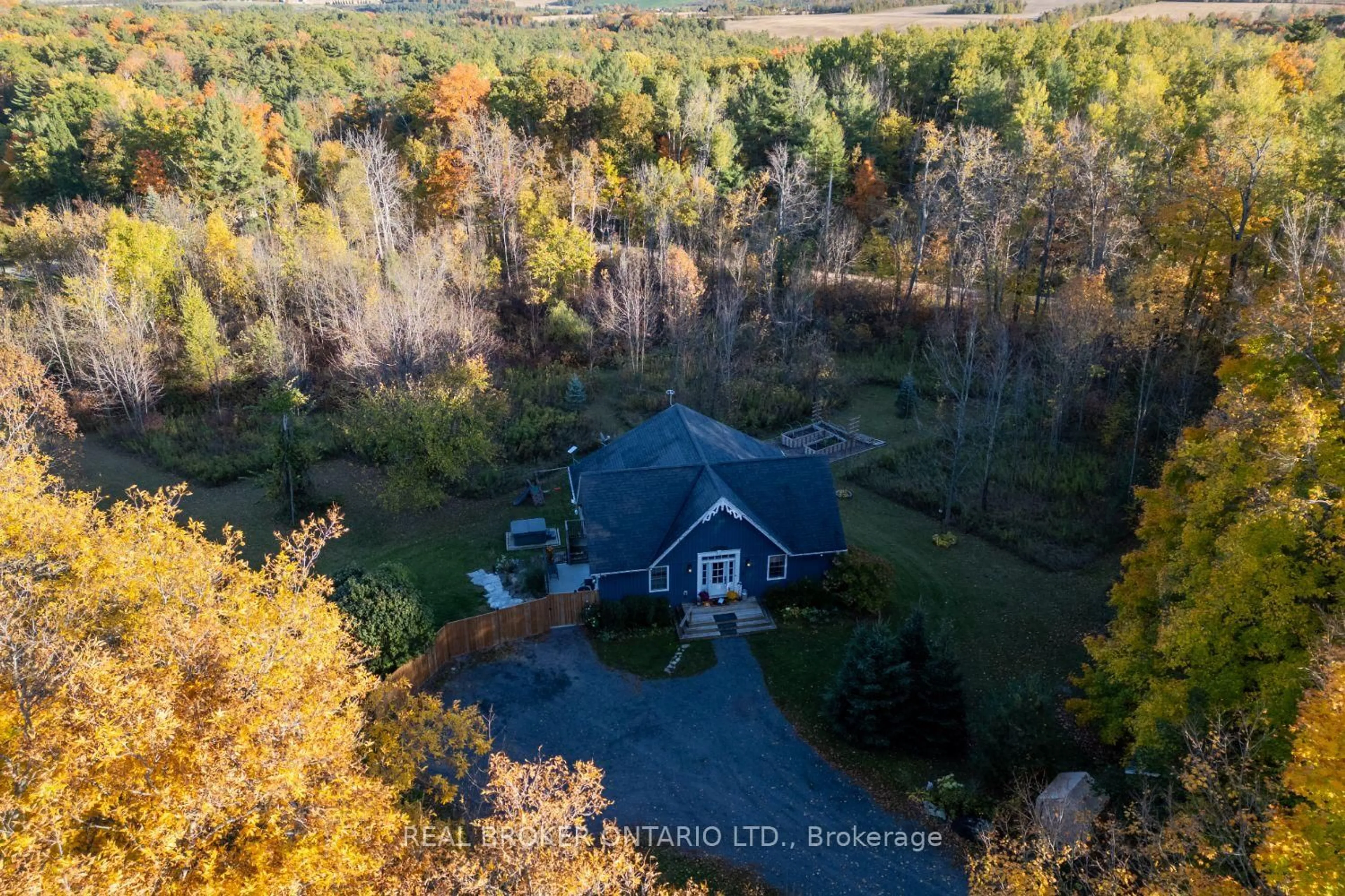 A pic from outside/outdoor area/front of a property/back of a property/a pic from drone, unknown for 201 Richardson Rd, Trent Hills Ontario K0L 1Y0