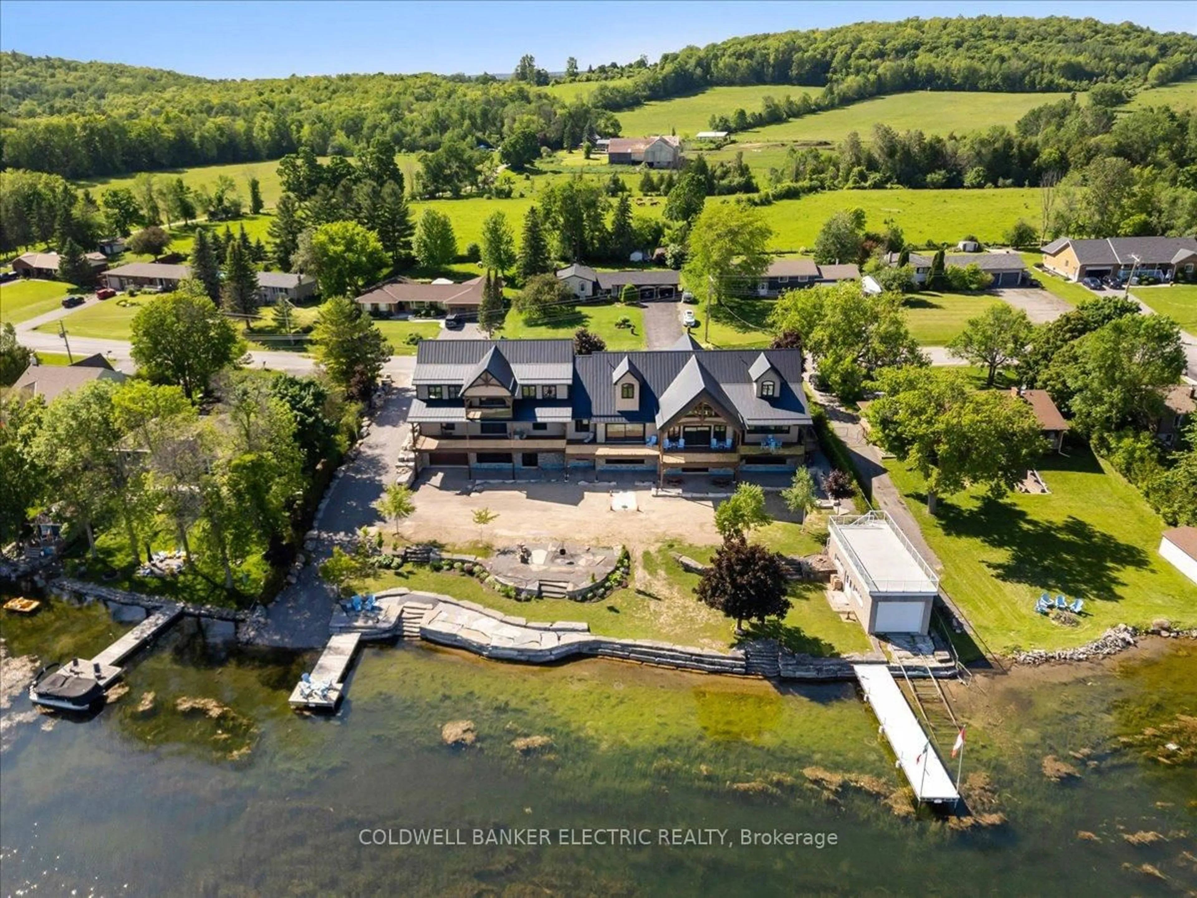 A pic from outside/outdoor area/front of a property/back of a property/a pic from drone, water/lake/river/ocean view for 367 Gifford Dr, Selwyn Ontario K0L 1T0
