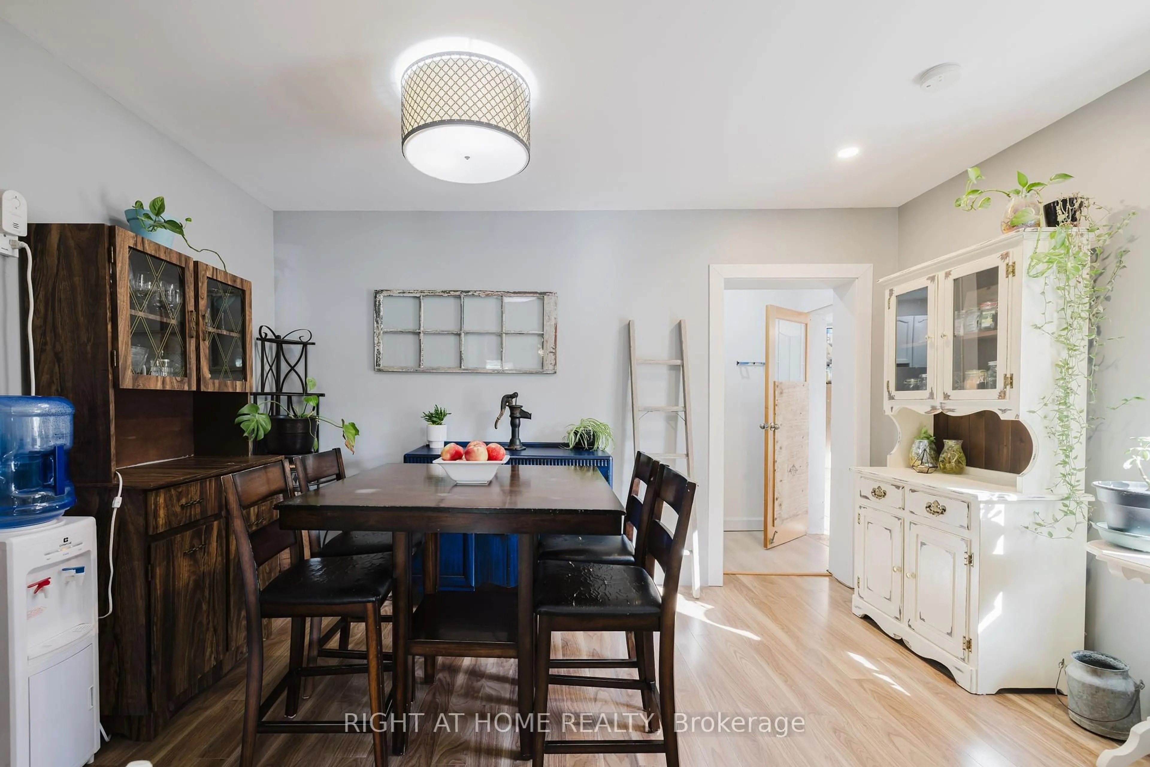 Dining room, unknown for 26 O'Brien St, Limoges Ontario K0K 2M0