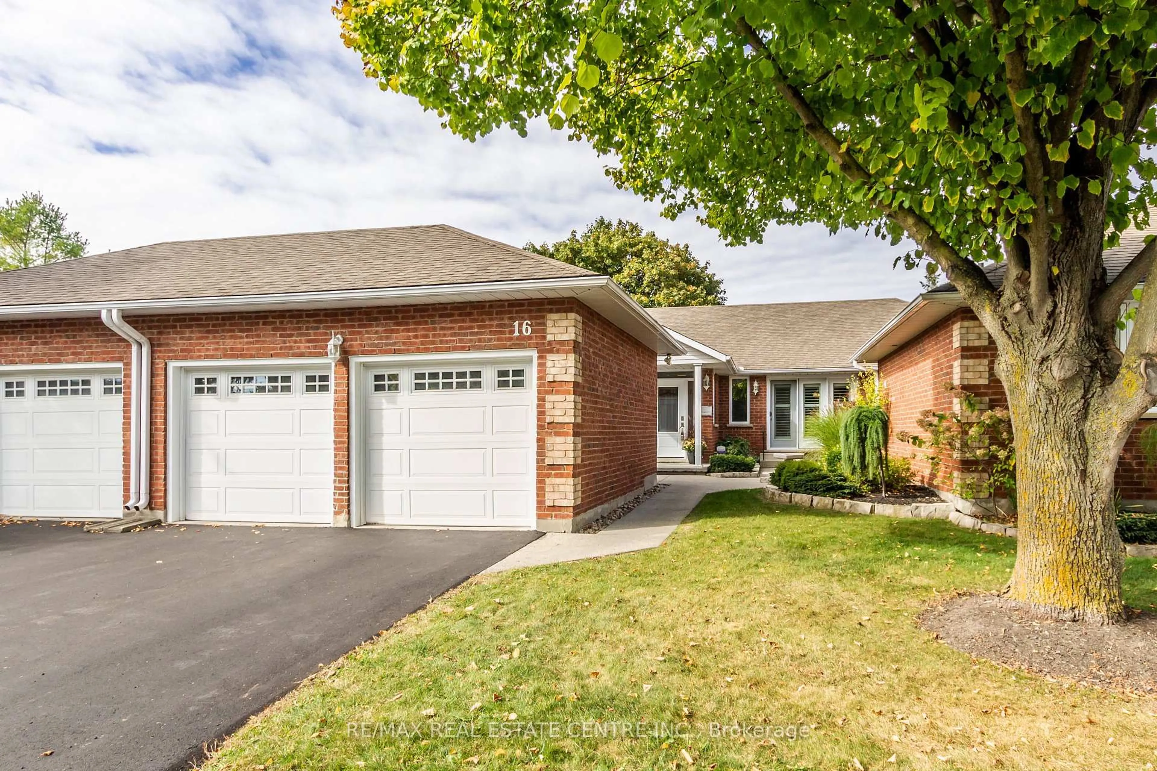 Home with brick exterior material, street for 71 Beasley Cres #16, Cambridge Ontario N1T 1P5
