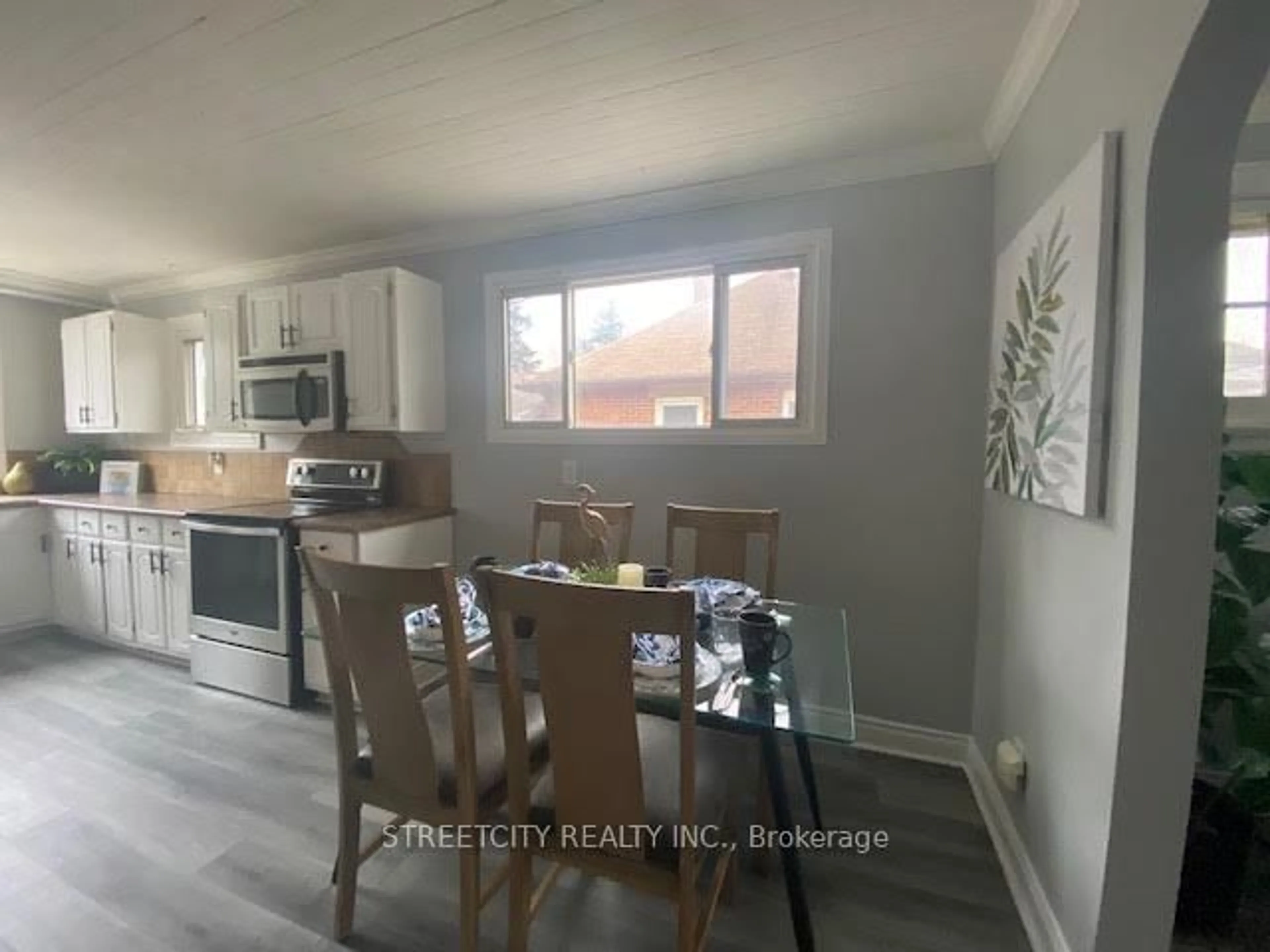A pic of a room for 21 Eastman Ave, London East Ontario N5W 2M3
