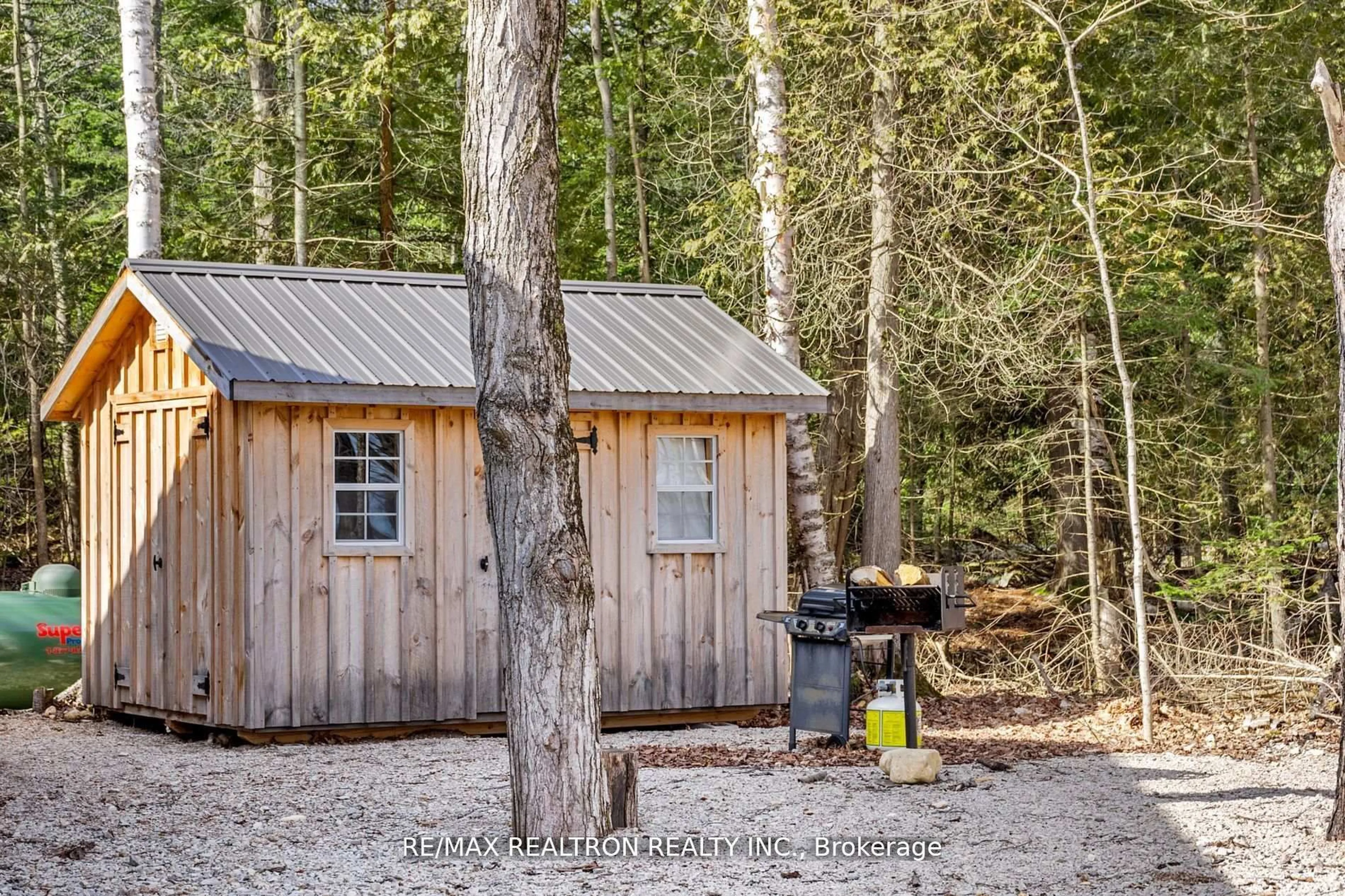 Shed for 27 Whippoorwill Rd, Northern Bruce Peninsula Ontario N0H 1W0