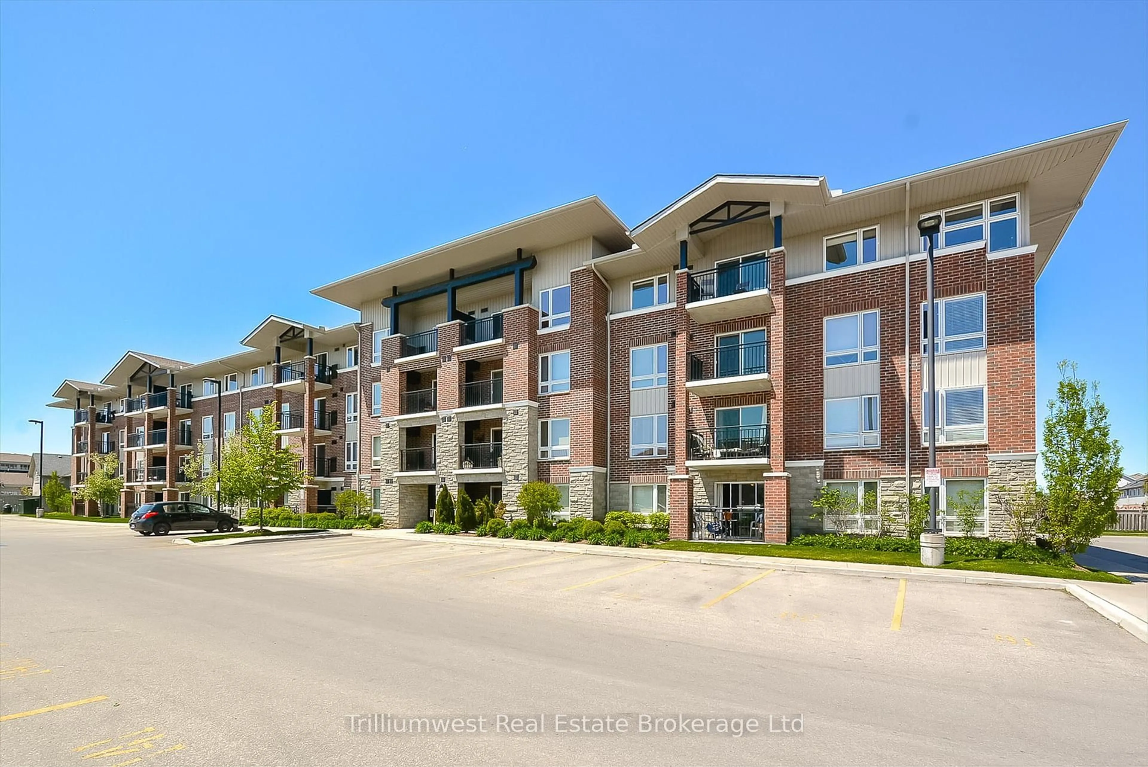Unknown for 39 Goodwin Dr #109, Guelph Ontario N1L 0E5