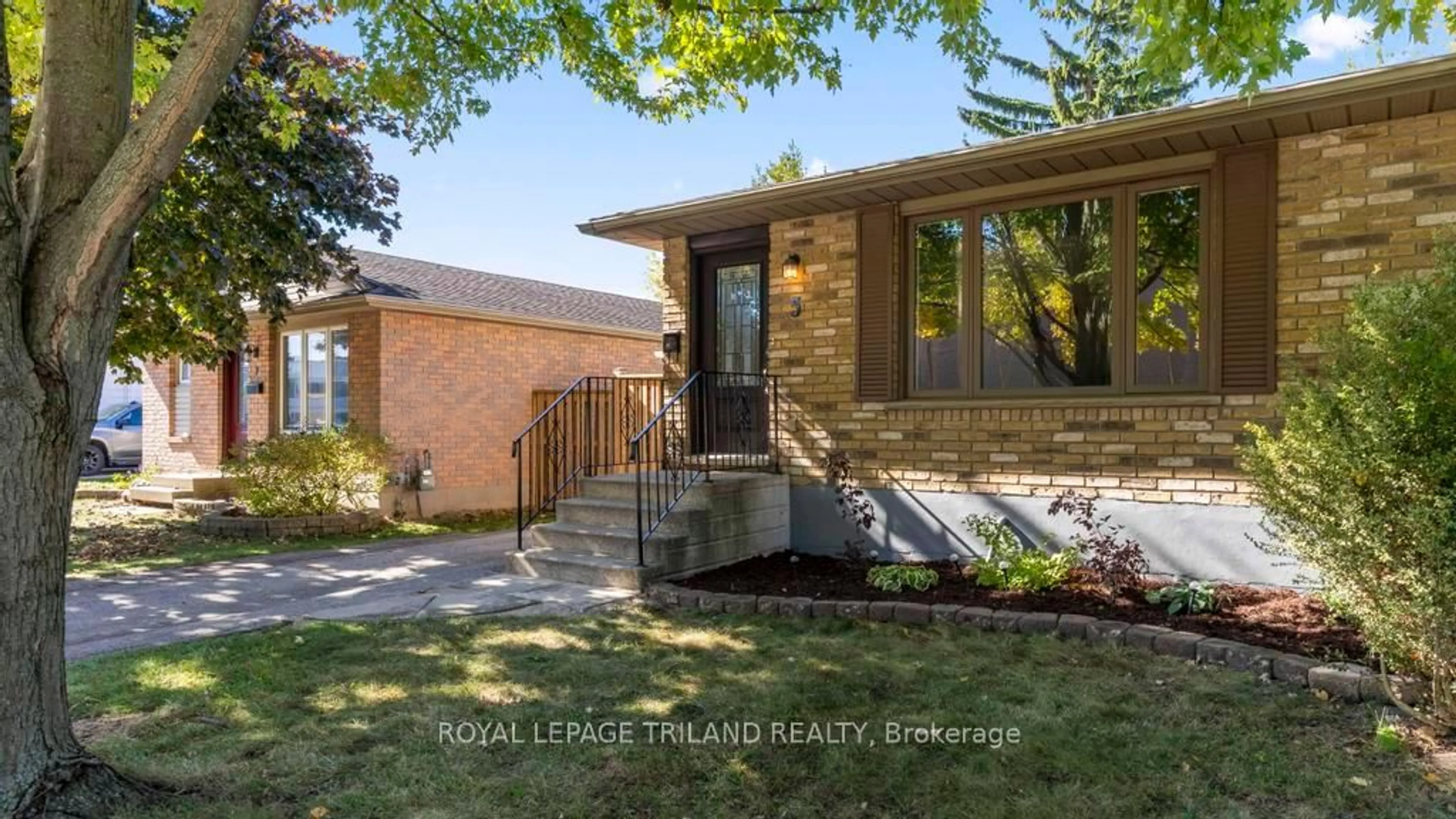 Home with brick exterior material, street for 5 HIGH St, St. Thomas Ontario N5R 5R6