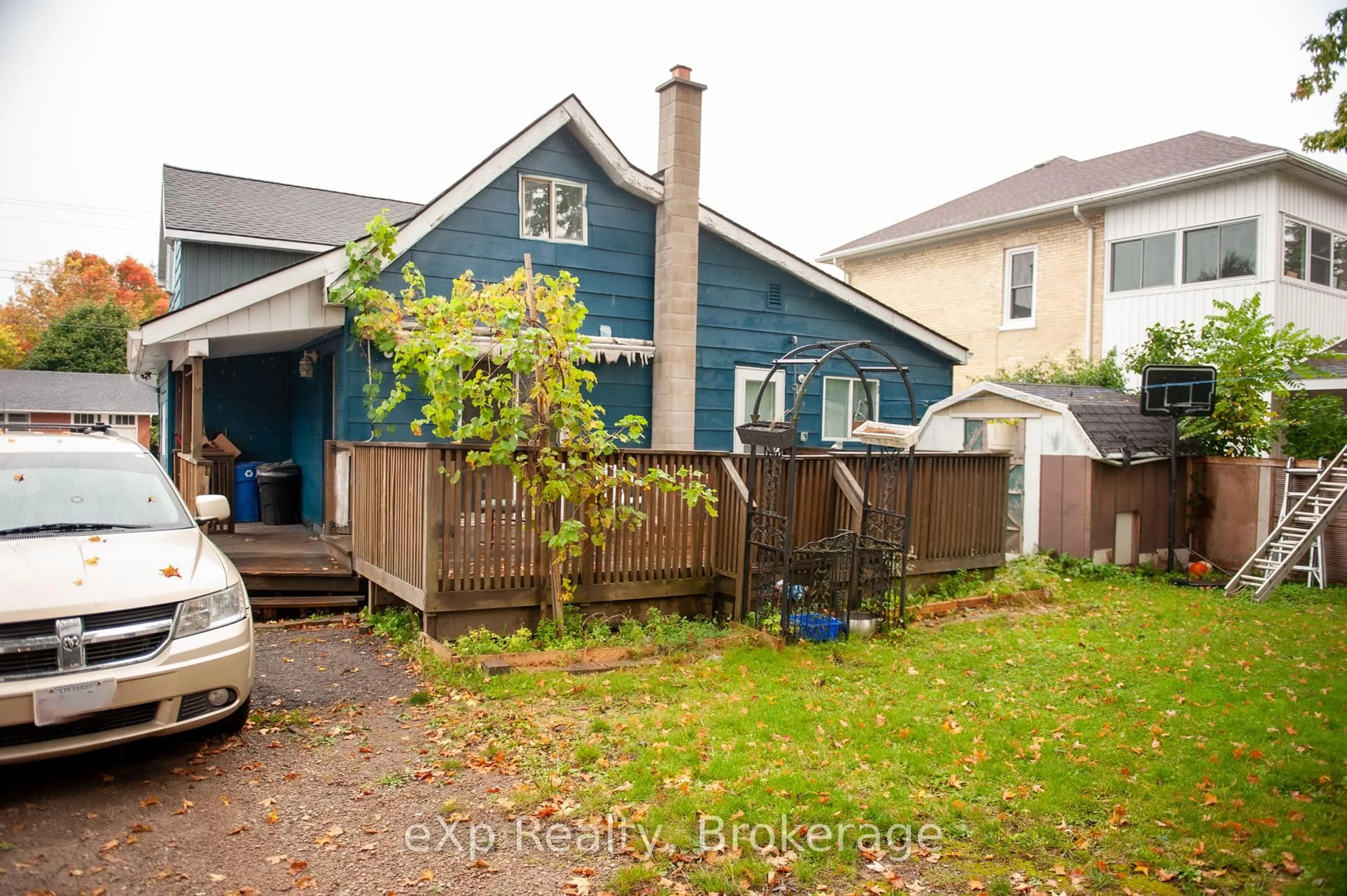 Patio, street for 191 FRANCES St, North Huron Ontario N0G 2W0