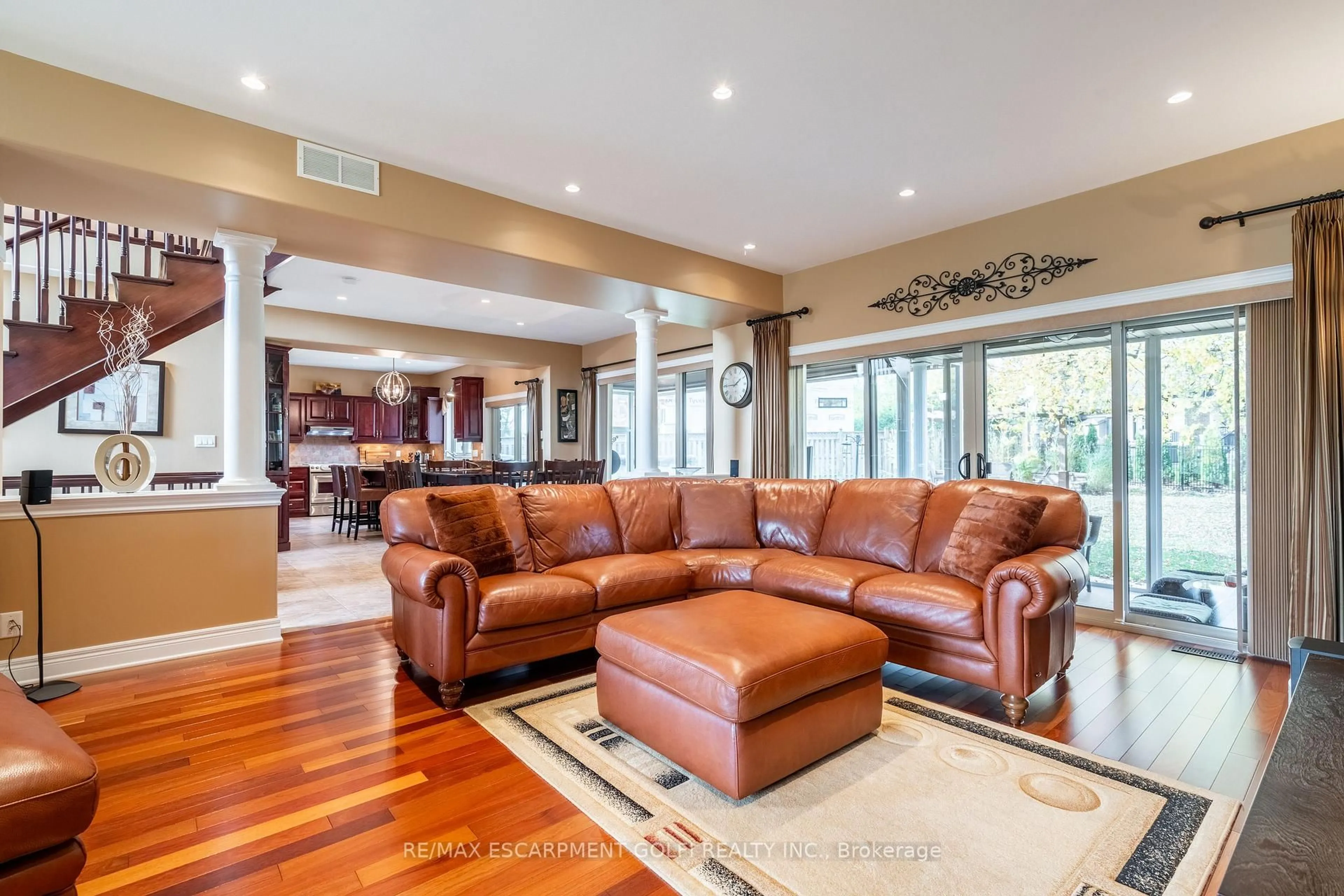 Living room with furniture, unknown for 8881 Joseph Crt, Niagara Falls Ontario L2H 3P1