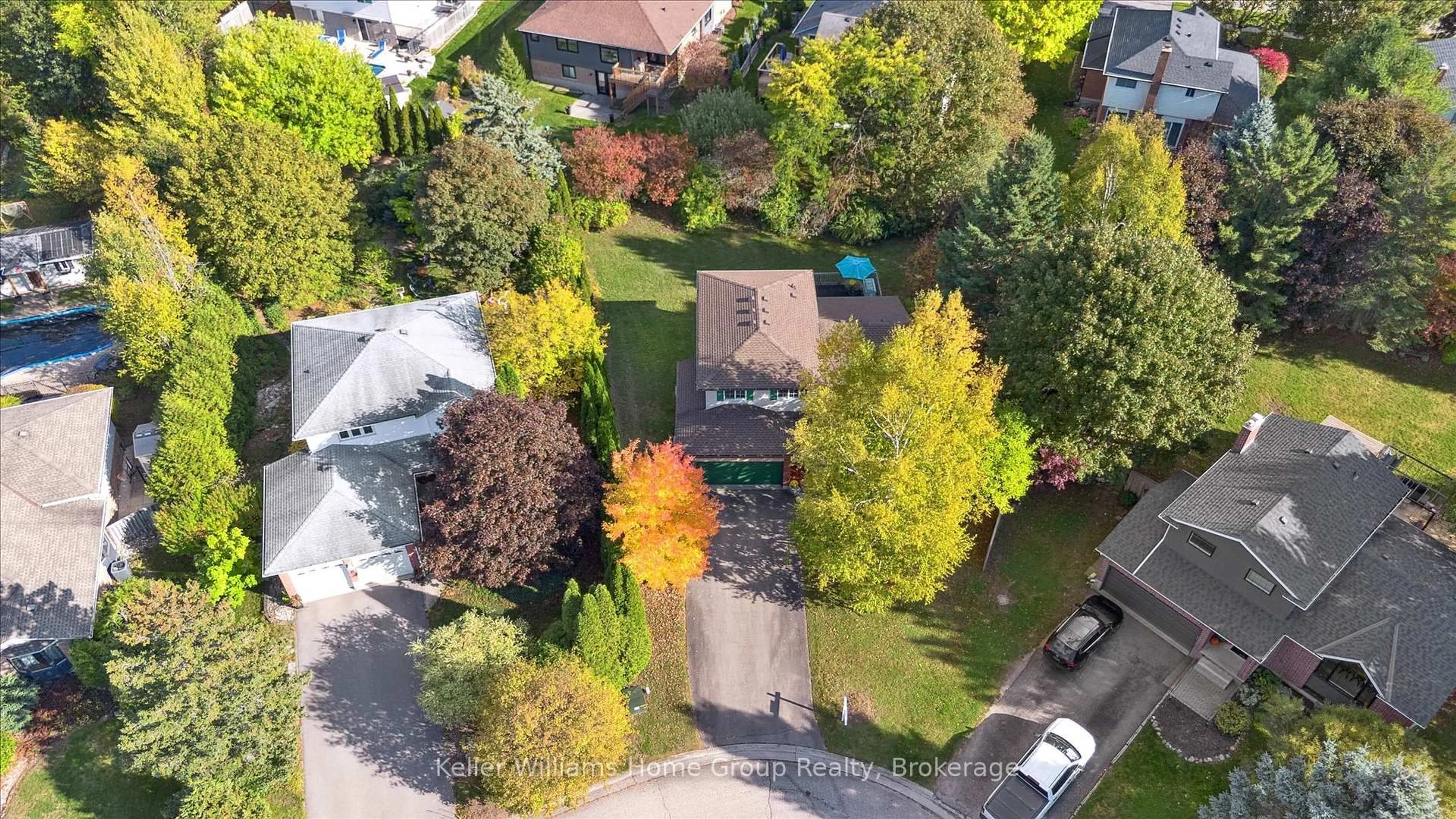 A pic from outside/outdoor area/front of a property/back of a property/a pic from drone, street for 108 Lou Hilts Cres, Guelph/Eramosa Ontario N0B 2K0