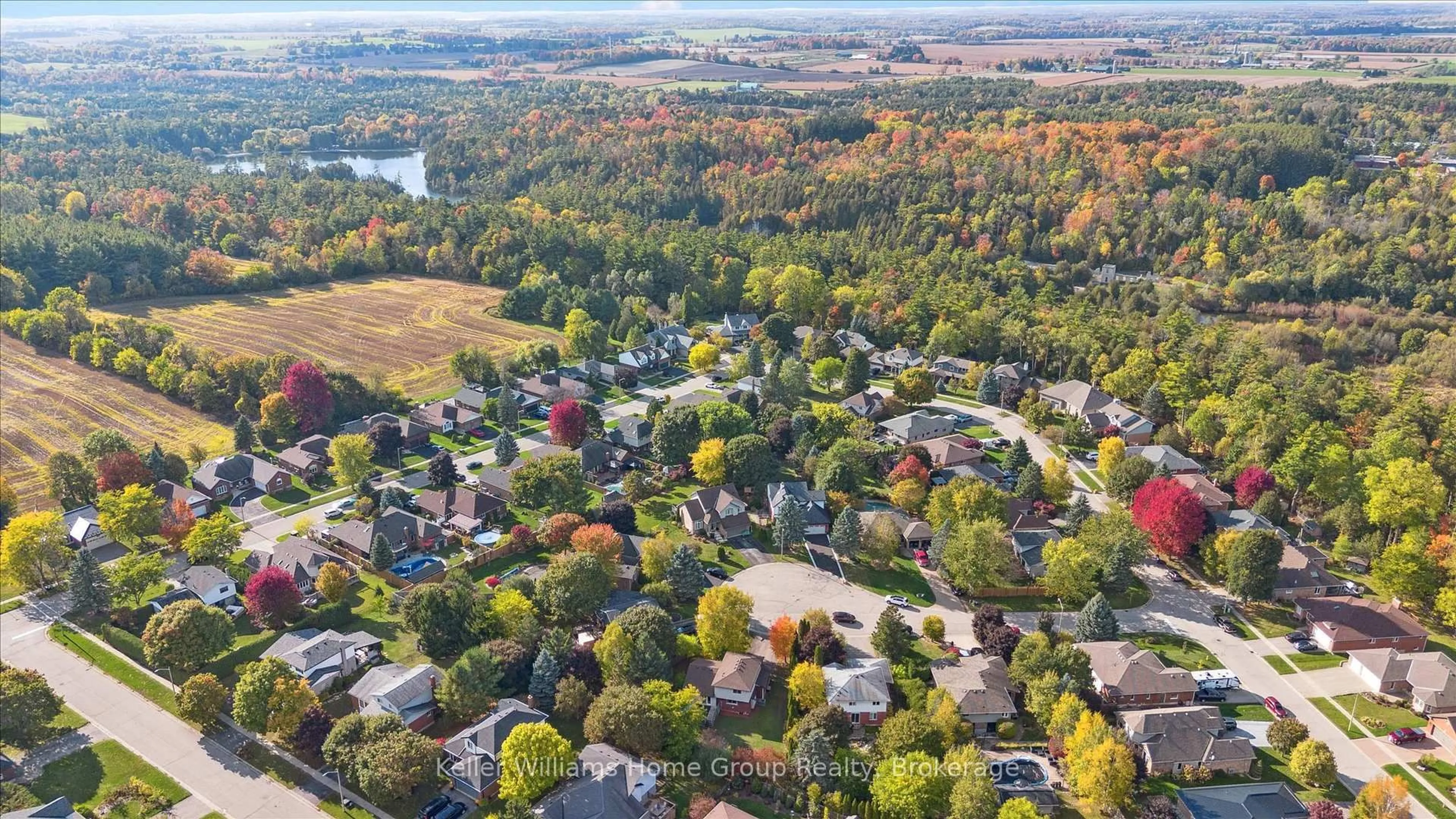 A pic from outside/outdoor area/front of a property/back of a property/a pic from drone, unknown for 108 Lou Hilts Cres, Guelph/Eramosa Ontario N0B 2K0