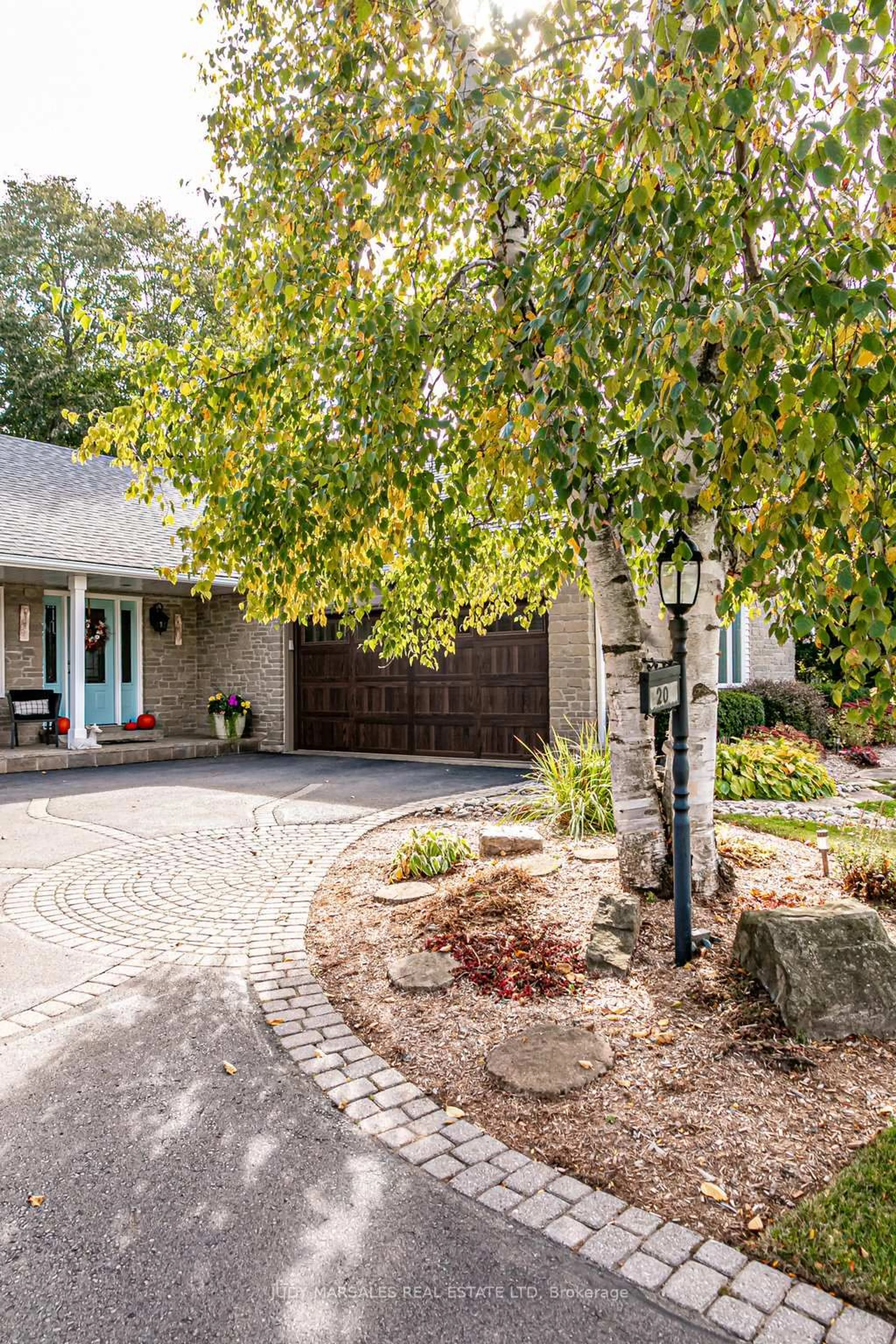 Home with brick exterior material, street for 20 Meander Clse, Hamilton Ontario L0R 1H1