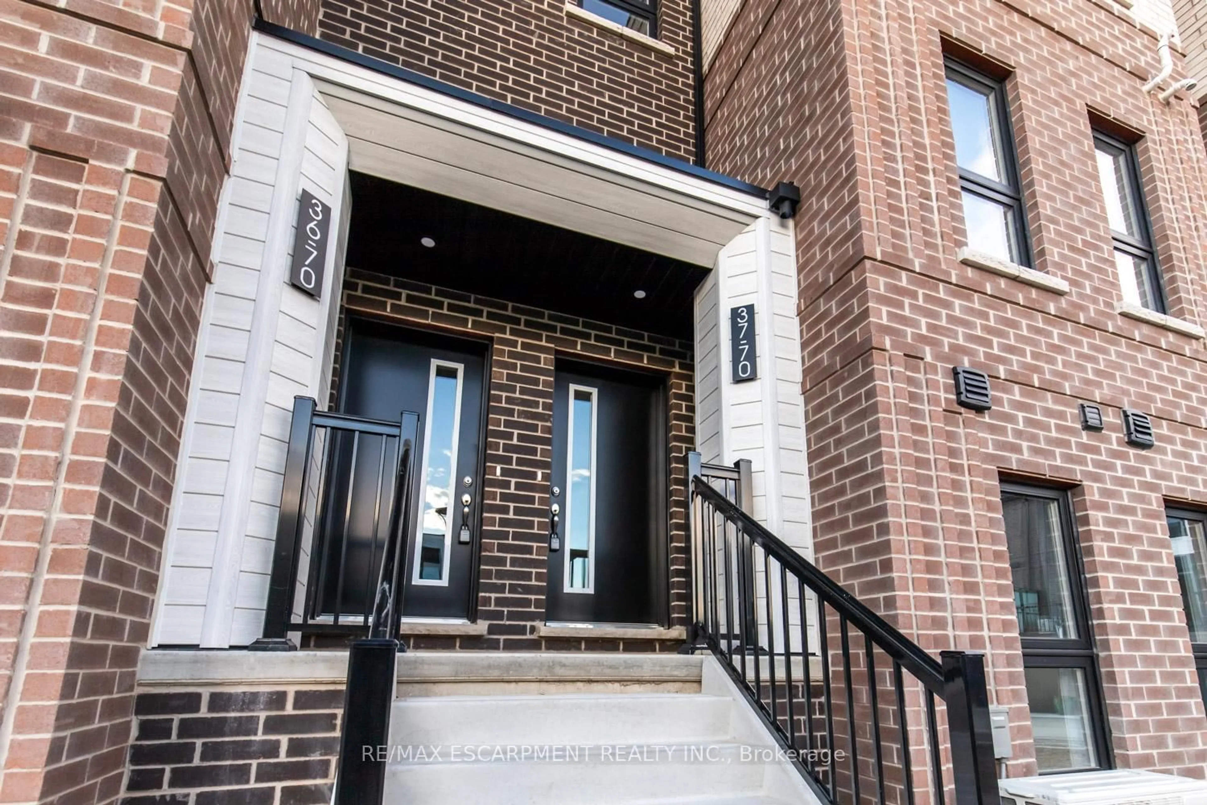Unknown for 70 Kenesky Dr #37, Hamilton Ontario L0R 2H7